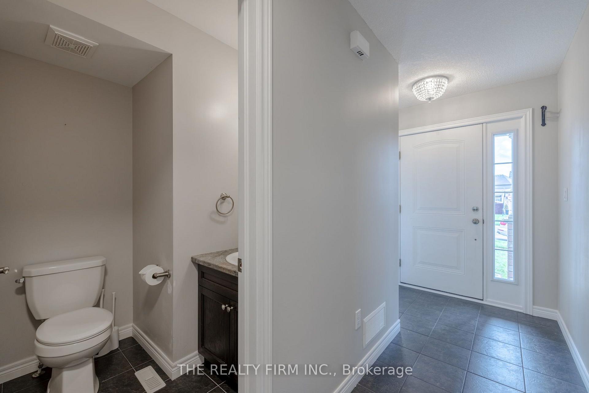 Photo 4 of 1167 Whetherfield Street, London, North M — HOMEH
