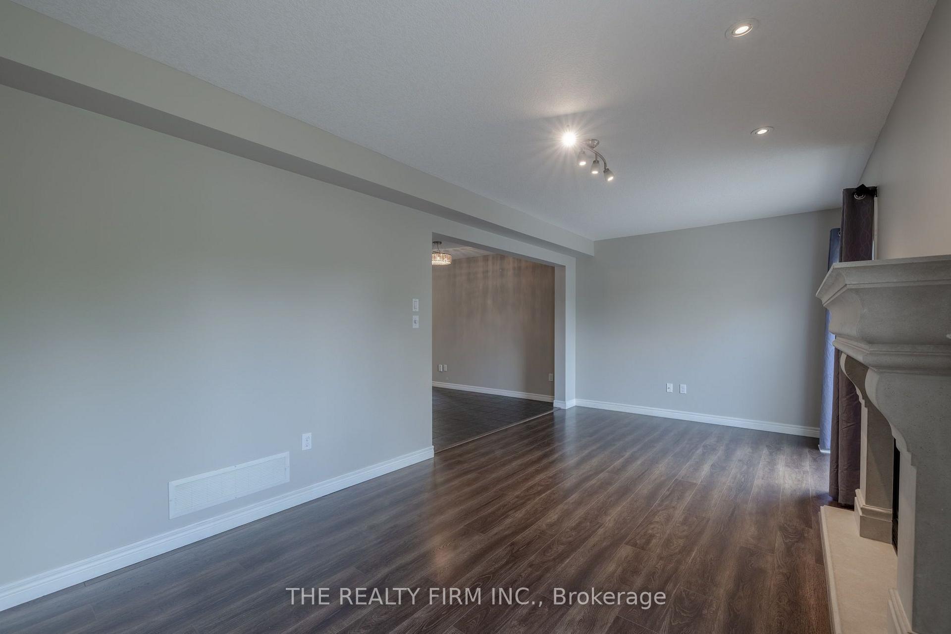 Photo 12 of 1167 Whetherfield Street, London, North M — HOMEH