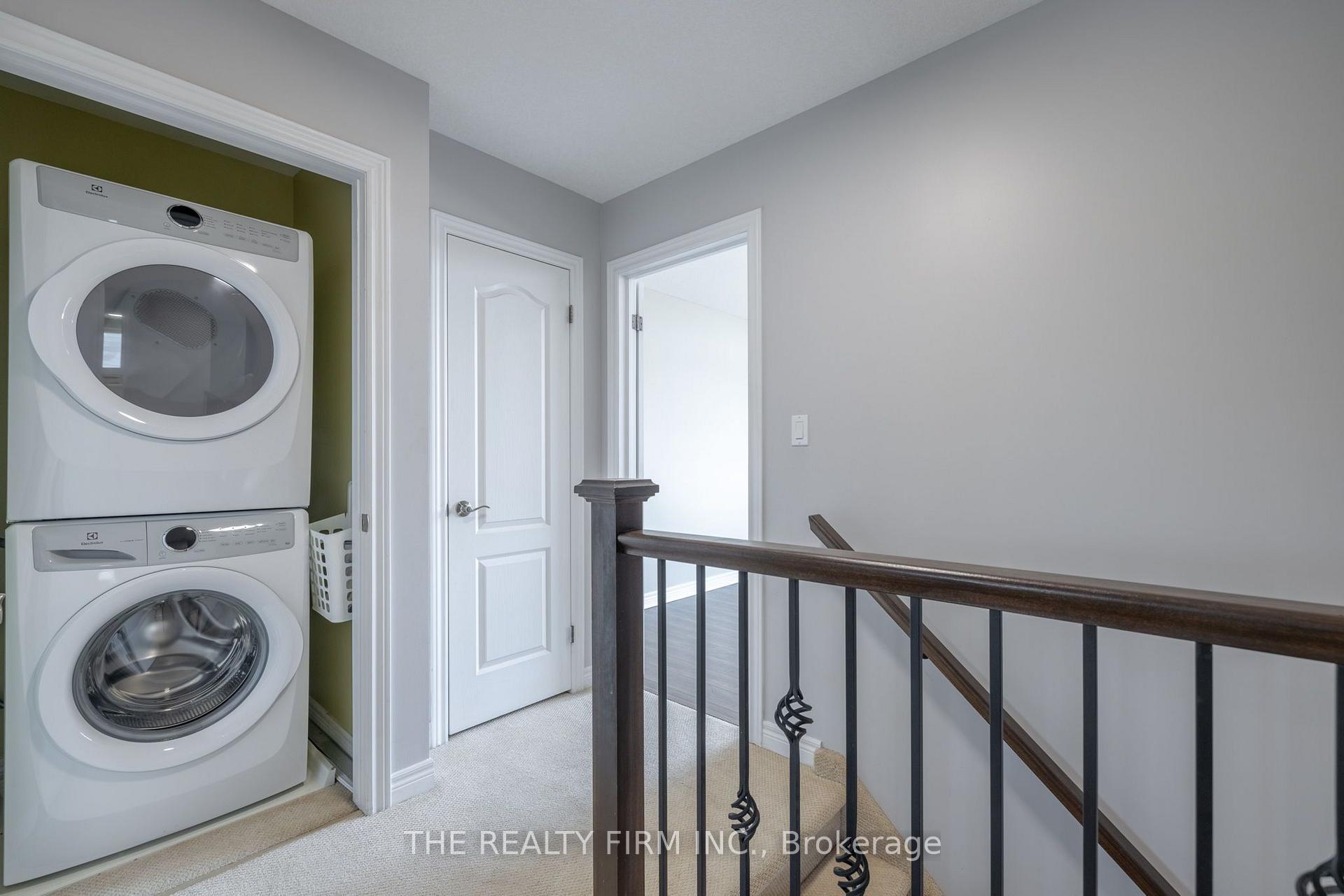 Photo 17 of 1167 Whetherfield Street, London, North M — HOMEH