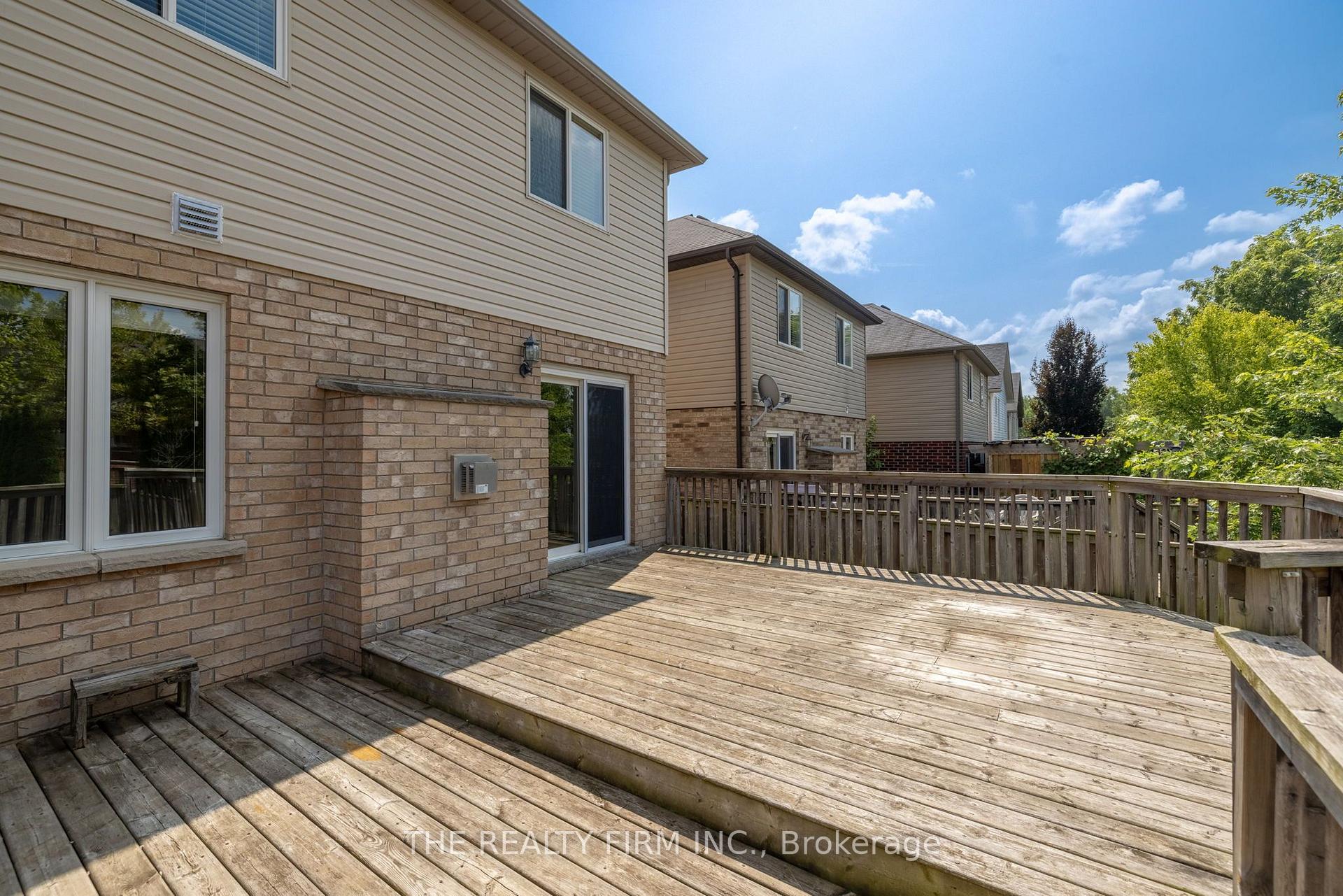 Photo 26 of 1167 Whetherfield Street, London, North M — HOMEH