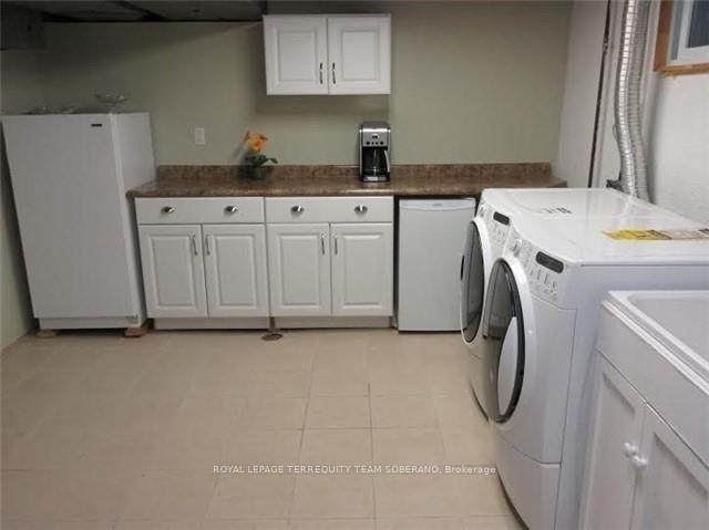 Photo 16 of 54 Roberts Crescent, Brampton, Brampton East — HOMEH