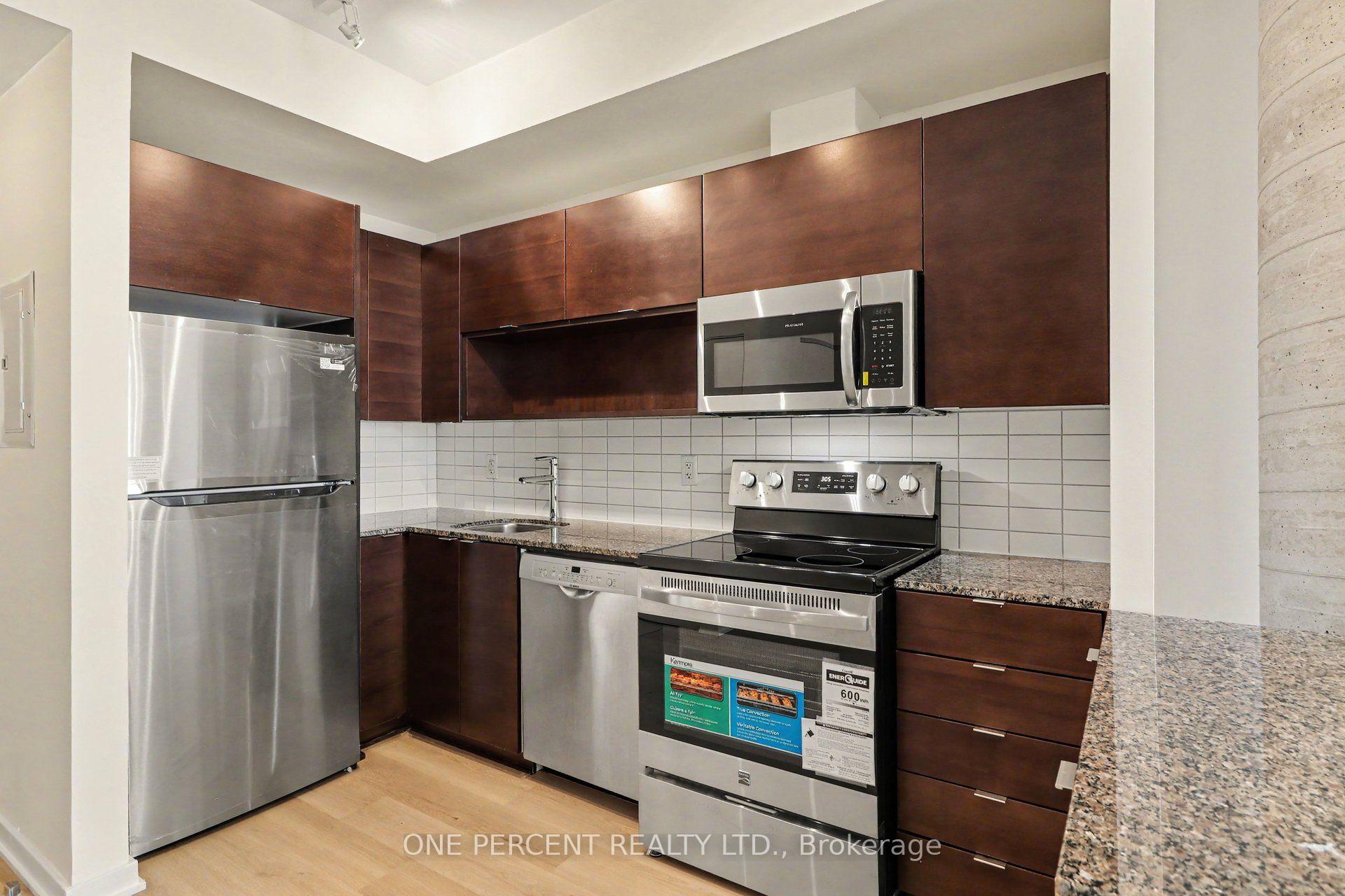 Photo 3 of Unit 2008, 324 Laurier Avenue W, Ottawa, Ottawa Centre — HOMEH