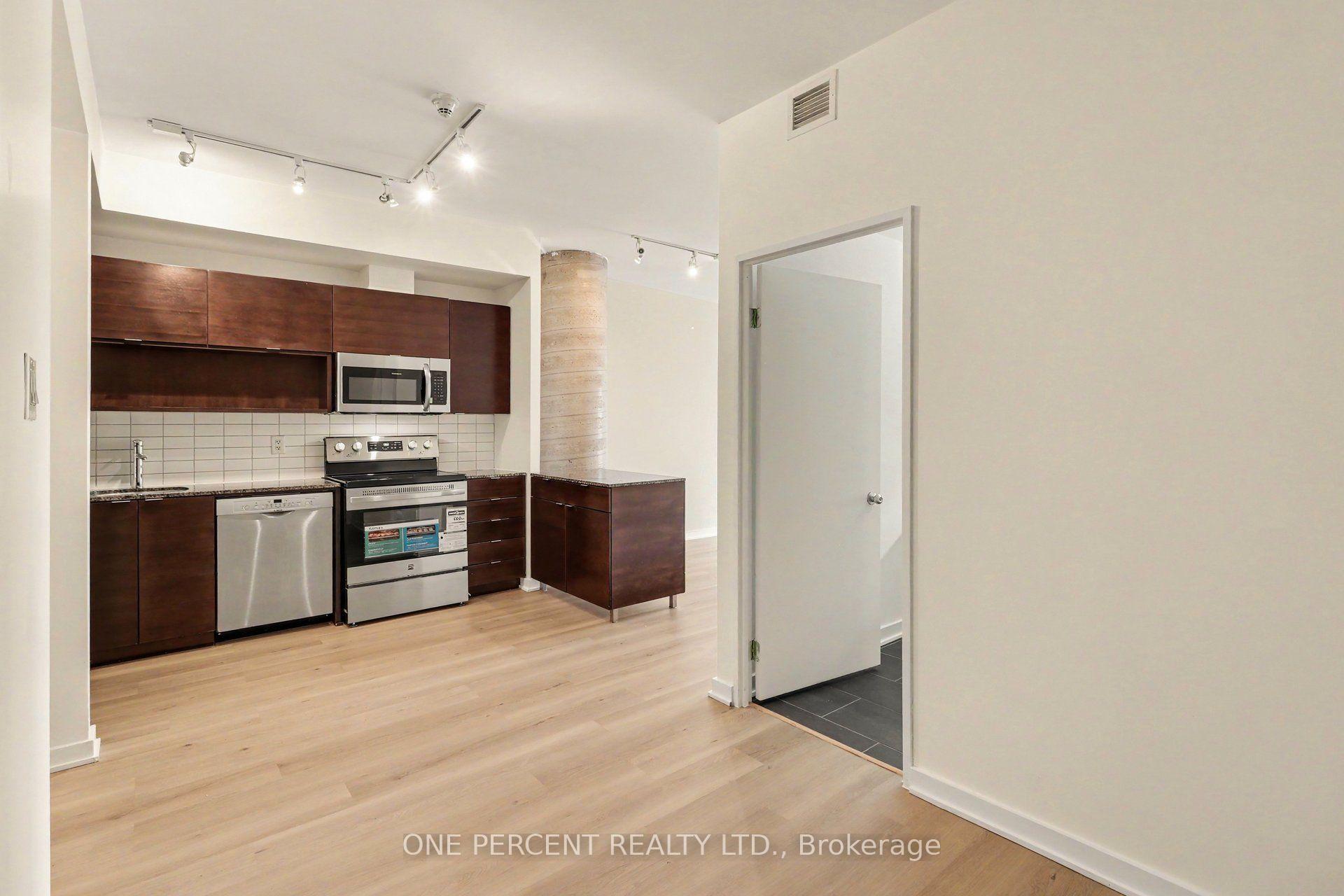 Photo 4 of Unit 2008, 324 Laurier Avenue W, Ottawa, Ottawa Centre — HOMEH