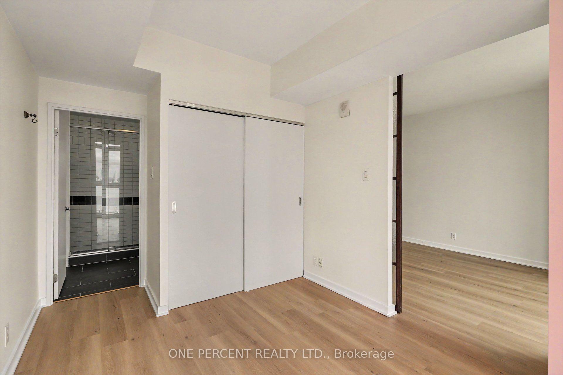 Photo 21 of Unit 2008, 324 Laurier Avenue W, Ottawa, Ottawa Centre — HOMEH