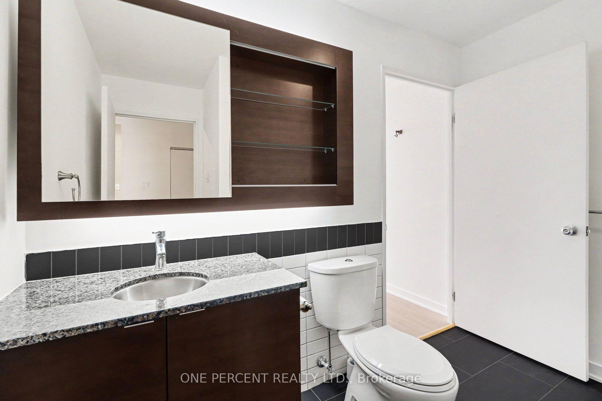 Photo 22 of Unit 2008, 324 Laurier Avenue W, Ottawa, Ottawa Centre — HOMEH