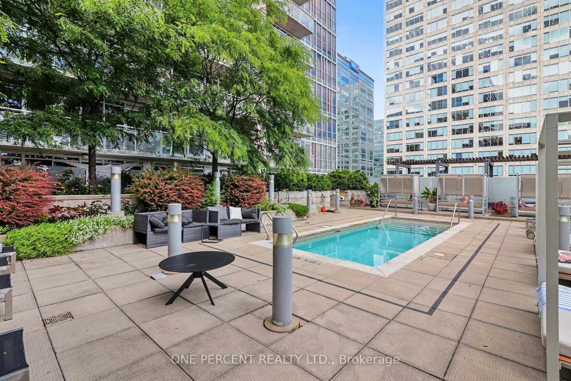 Photo 33 of Unit 2008, 324 Laurier Avenue W, Ottawa, Ottawa Centre — HOMEH