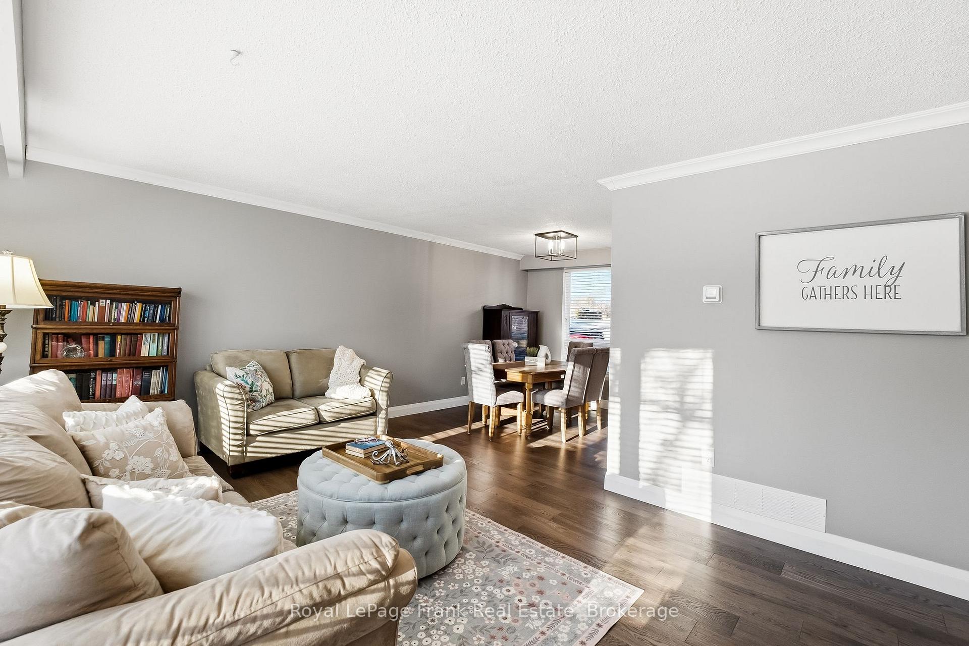 Photo 8 of 489 Crestwood Drive, Oshawa, O'Neill — HOMEH