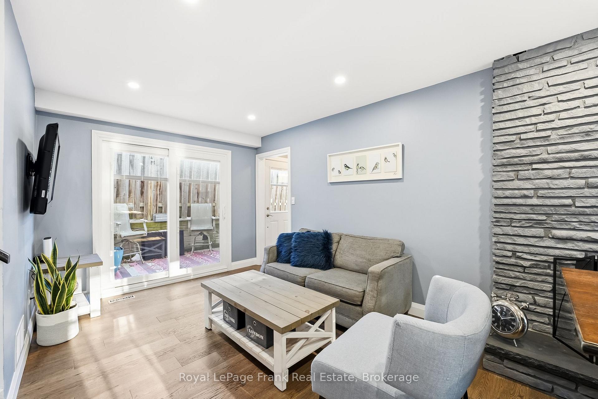 Photo 21 of 489 Crestwood Drive, Oshawa, O'Neill — HOMEH