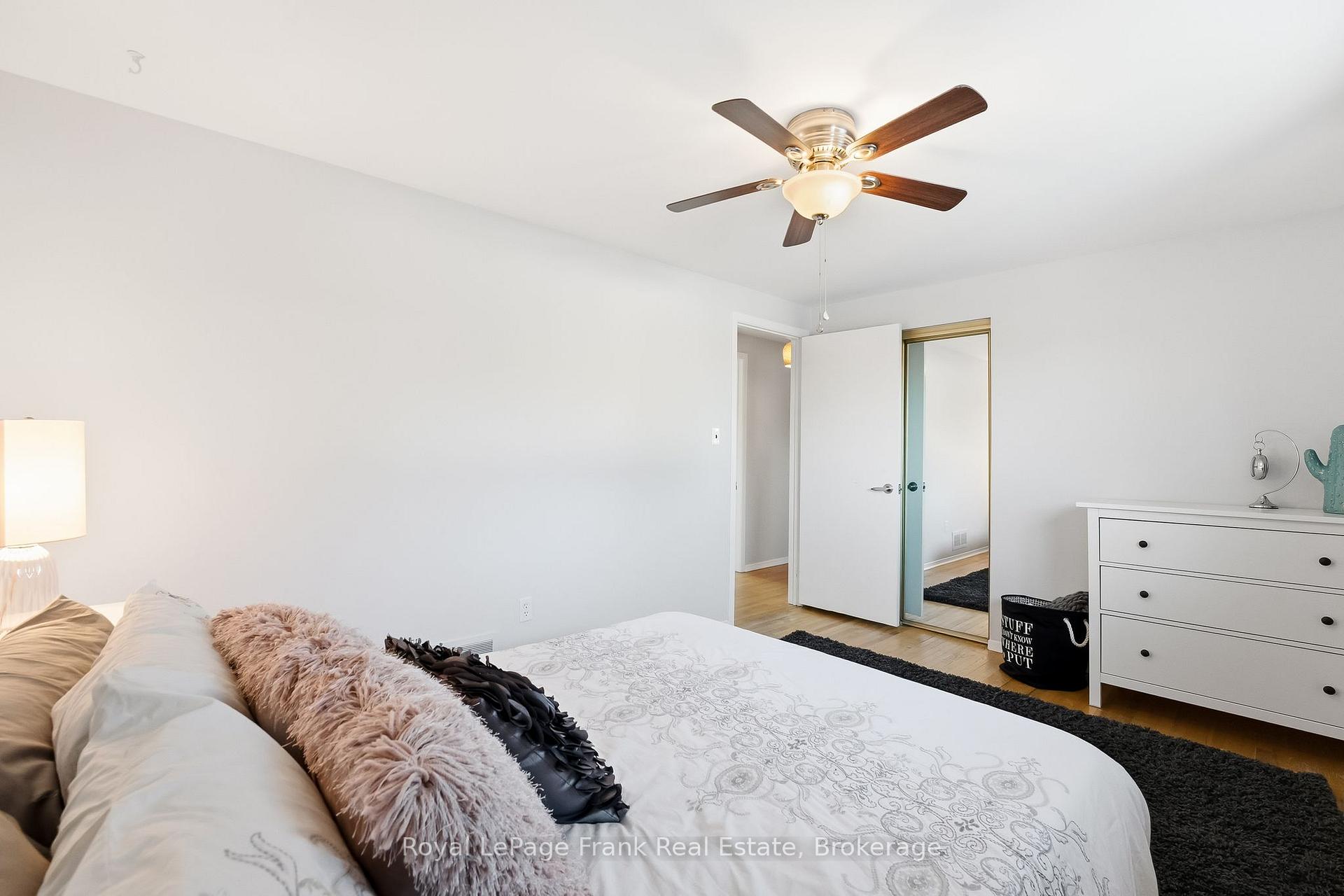 Photo 30 of 489 Crestwood Drive, Oshawa, O'Neill — HOMEH