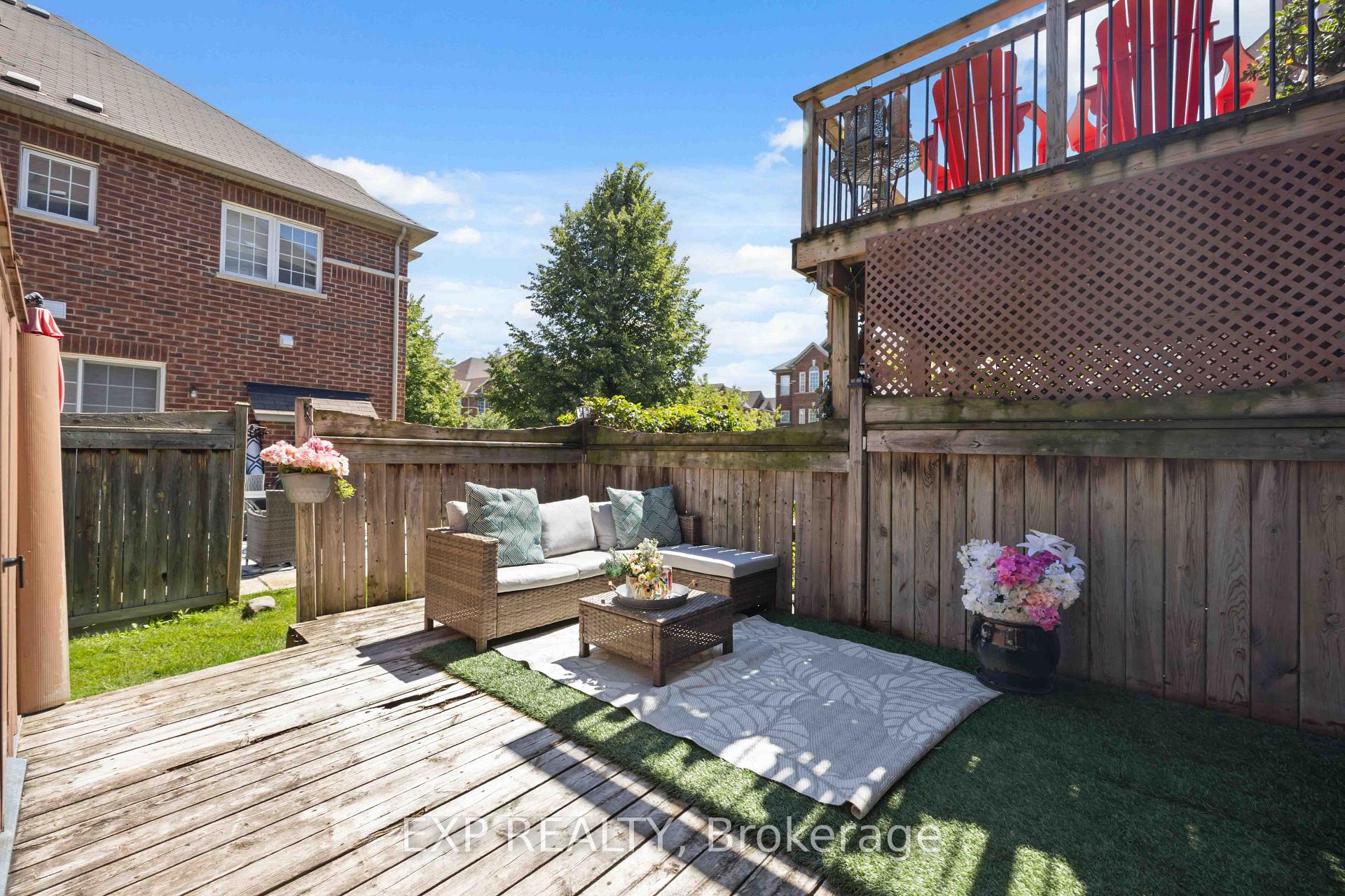 Photo 45 of 5 Garden Park Lane, Brampton, Downtown Brampton — HOMEH