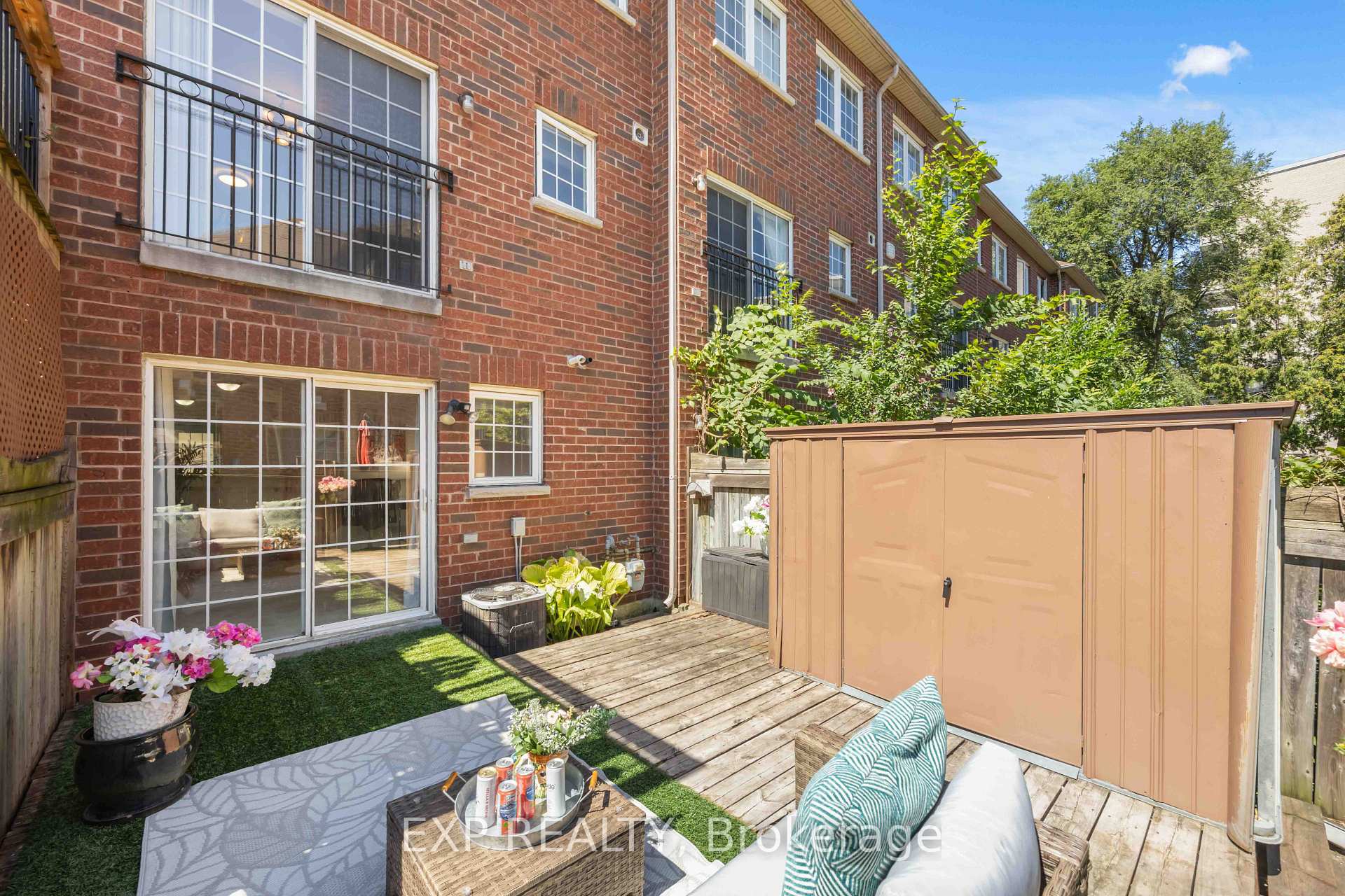 Photo 48 of 5 Garden Park Lane, Brampton, Downtown Brampton — HOMEH