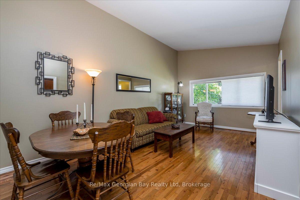 Photo 6 of 1339 Everton Road, Midland — HOMEH