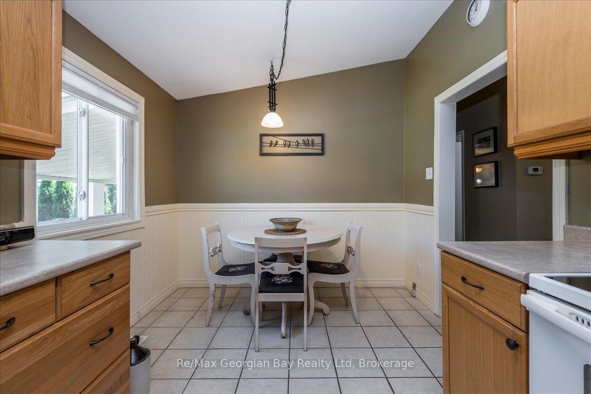 Photo 11 of 1339 Everton Road, Midland — HOMEH