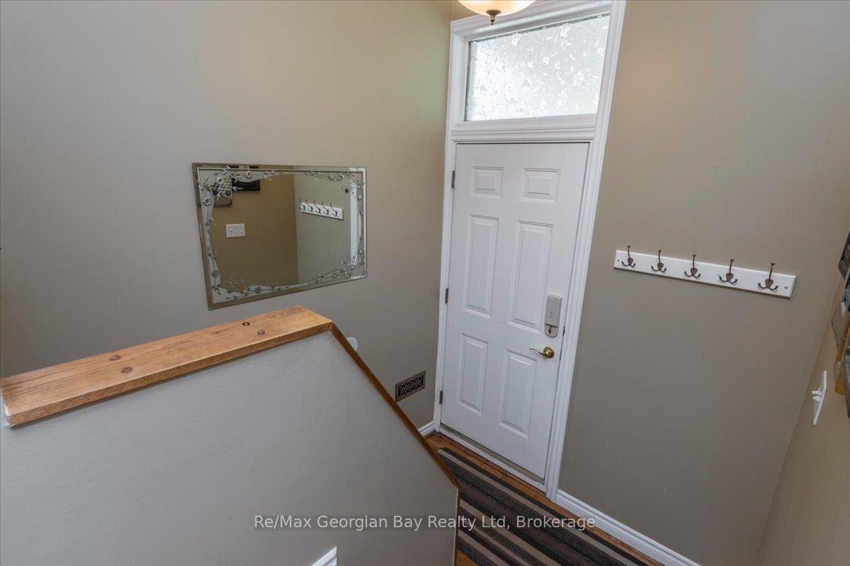 Photo 16 of 1339 Everton Road, Midland — HOMEH