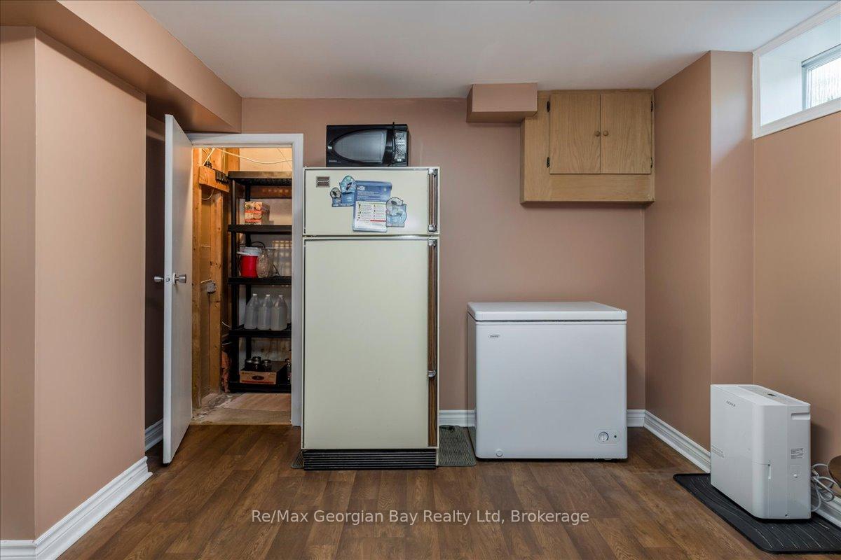 Photo 22 of 1339 Everton Road, Midland — HOMEH