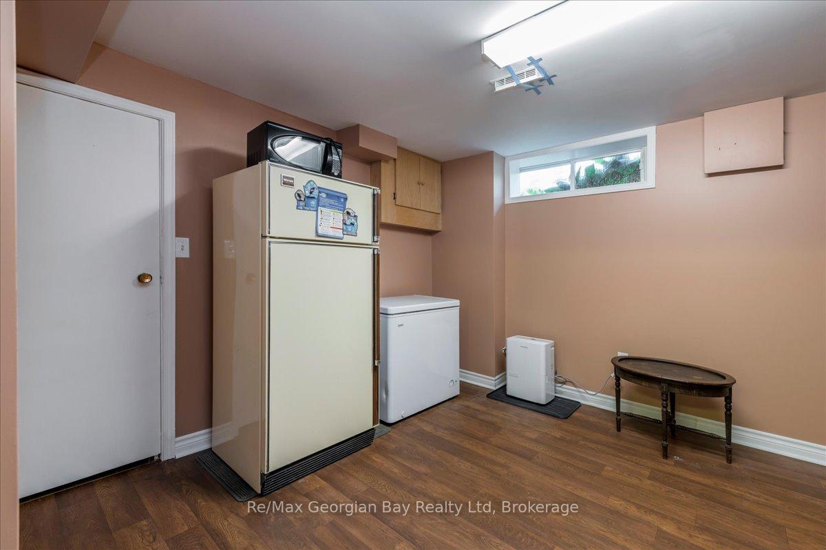 Photo 23 of 1339 Everton Road, Midland — HOMEH