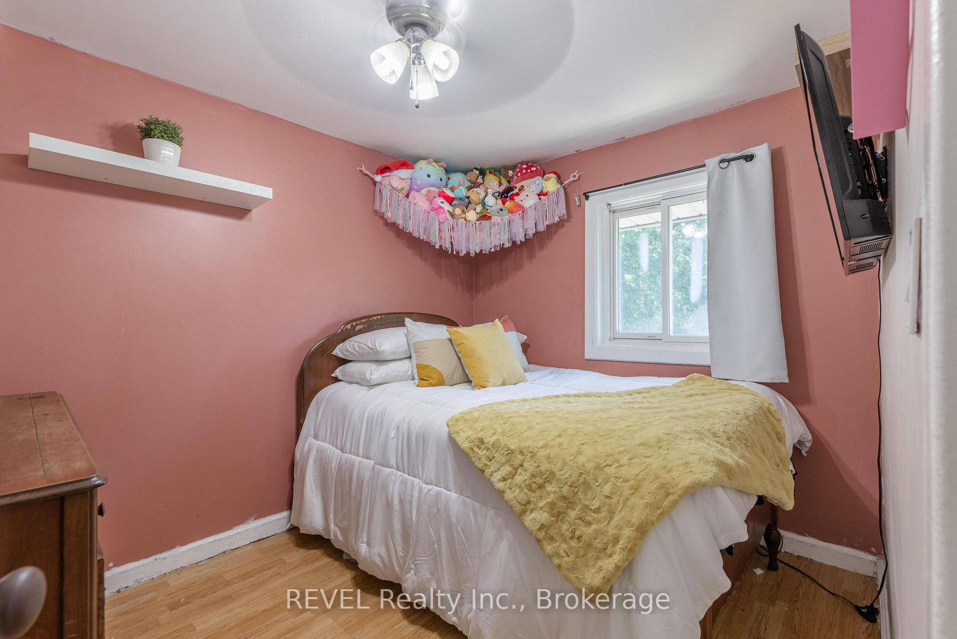 Photo 22 of 41 Ottawa Street, St. Catharines, Downtown — HOMEH