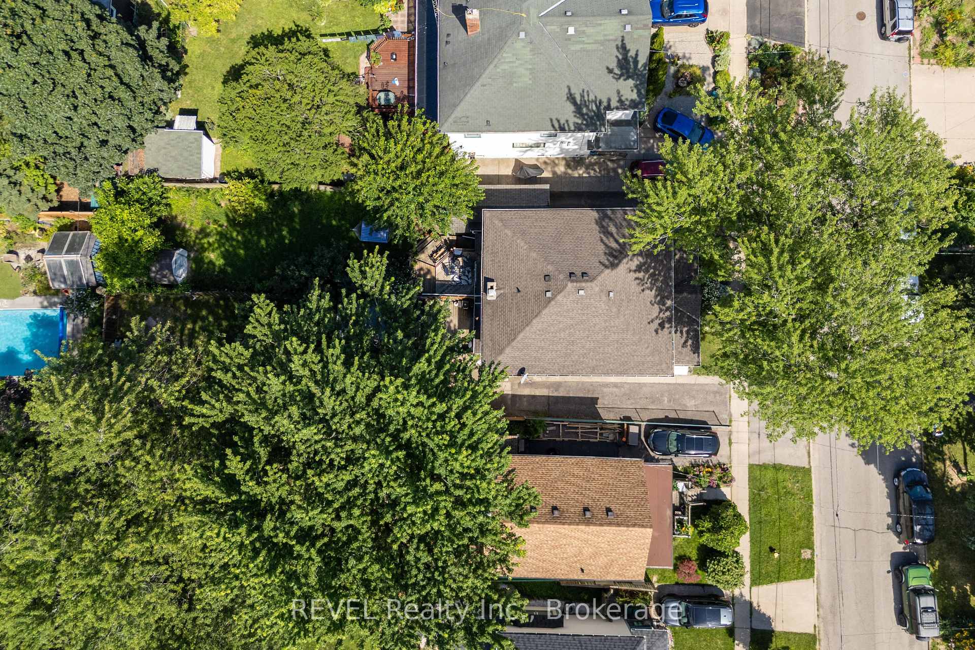 Photo 32 of 41 Ottawa Street, St. Catharines, Downtown — HOMEH