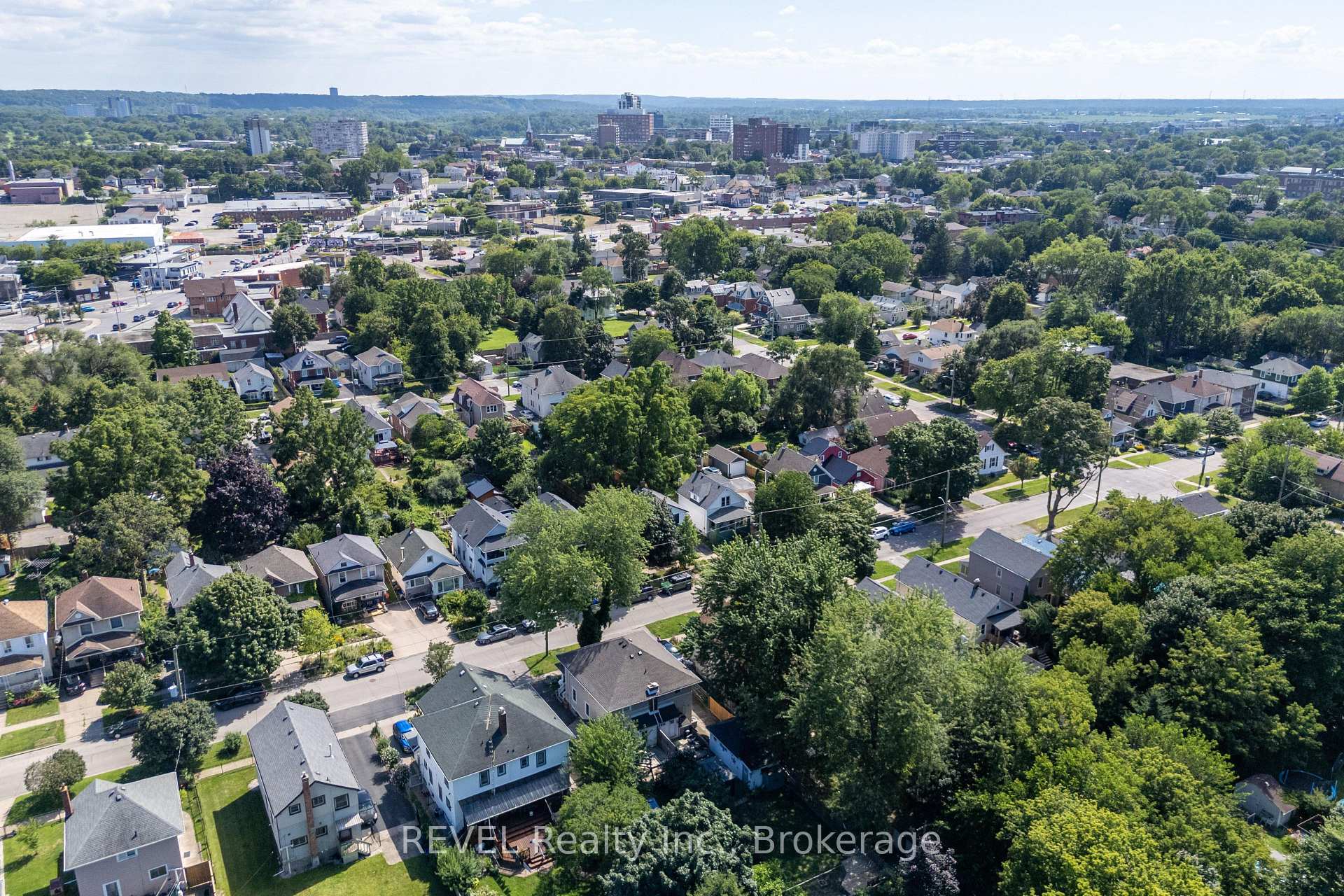 Photo 34 of 41 Ottawa Street, St. Catharines, Downtown — HOMEH
