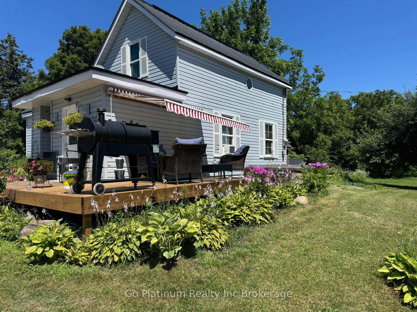 Photo of 1104 Sandy Bay Road