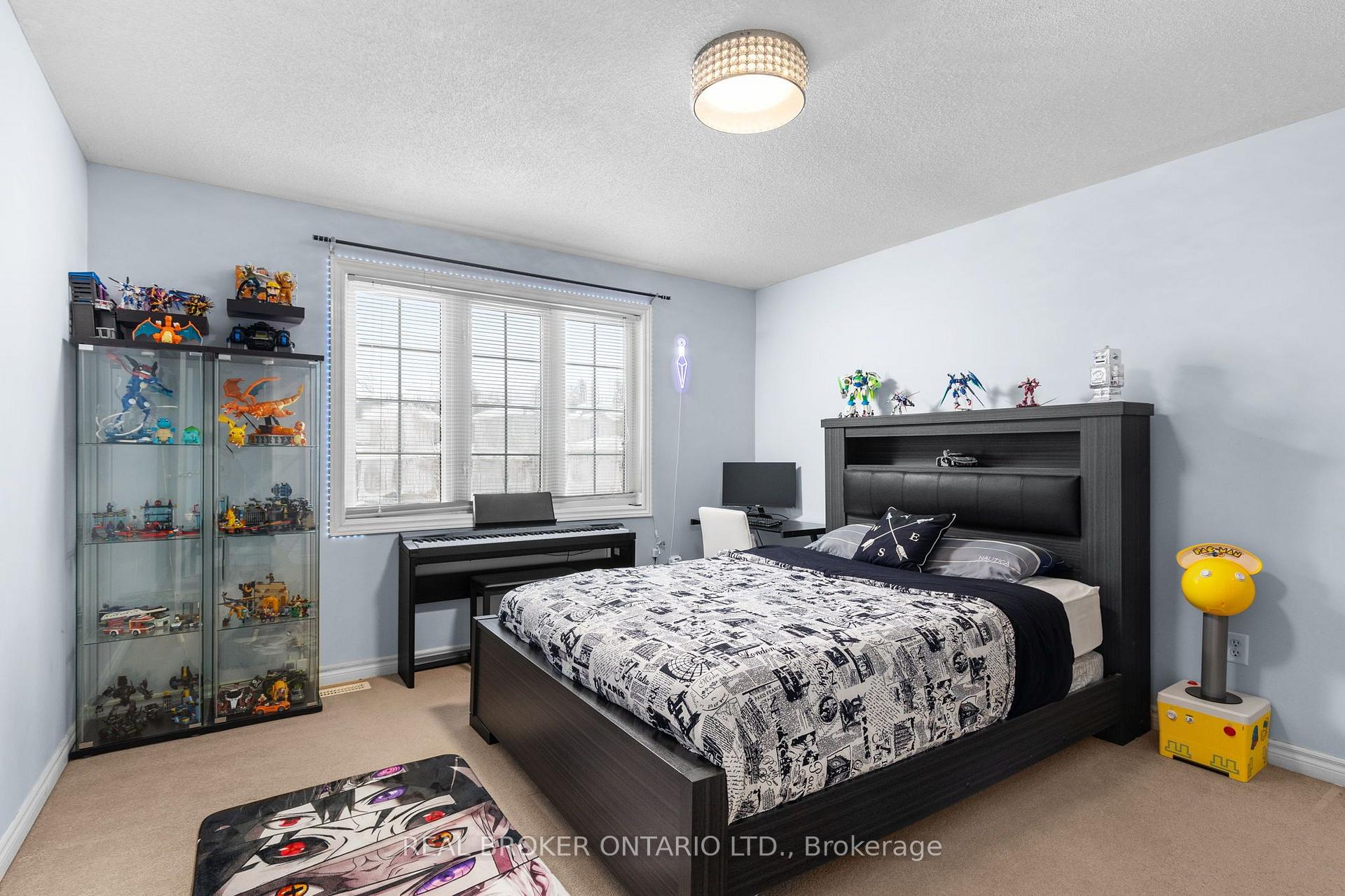 Photo 16 of 31 Bell Street, Barrie, Ardagh — HOMEH