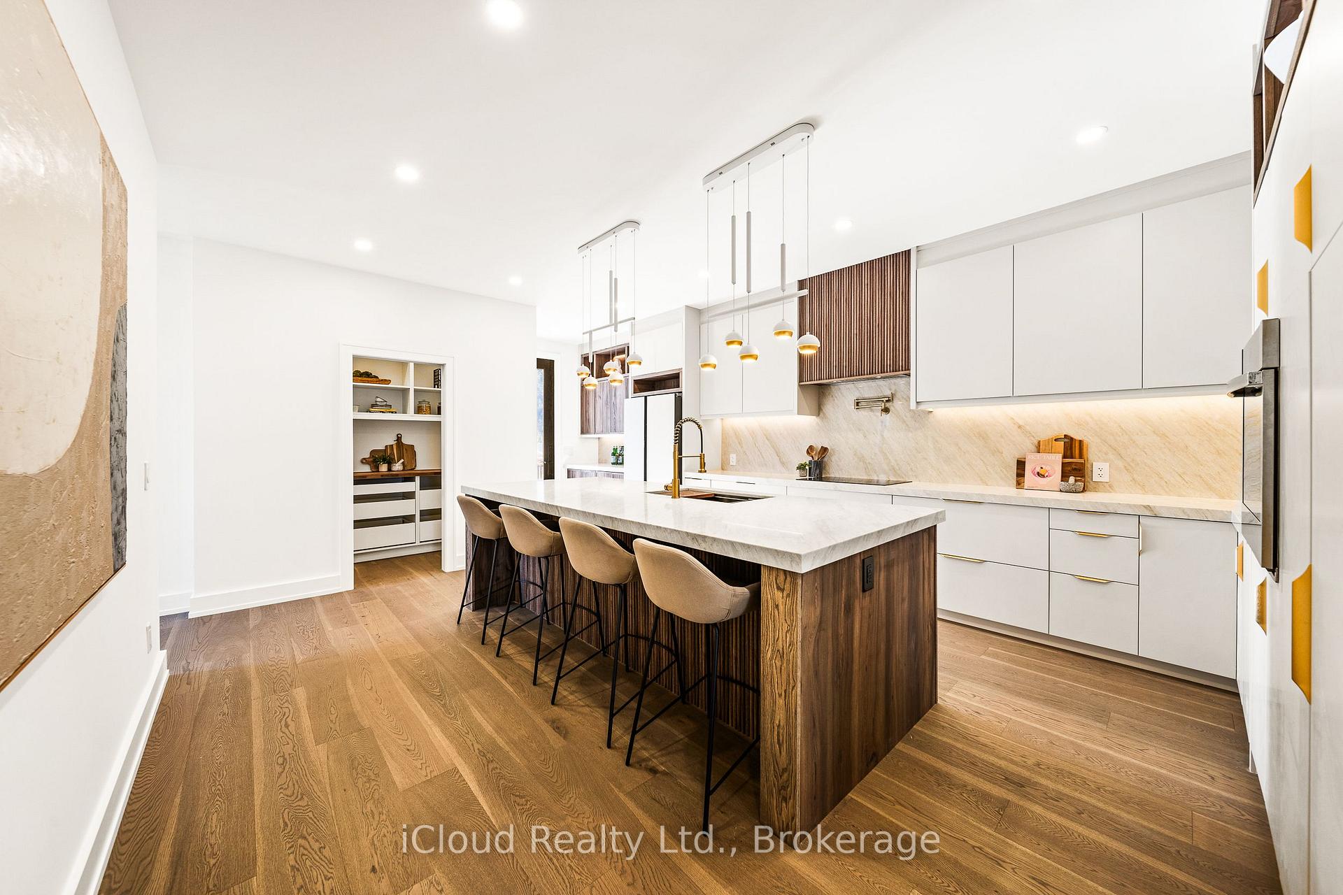 Photo 7 of 1140 Ogden Avenue, Mississauga, Lakeview — HOMEH