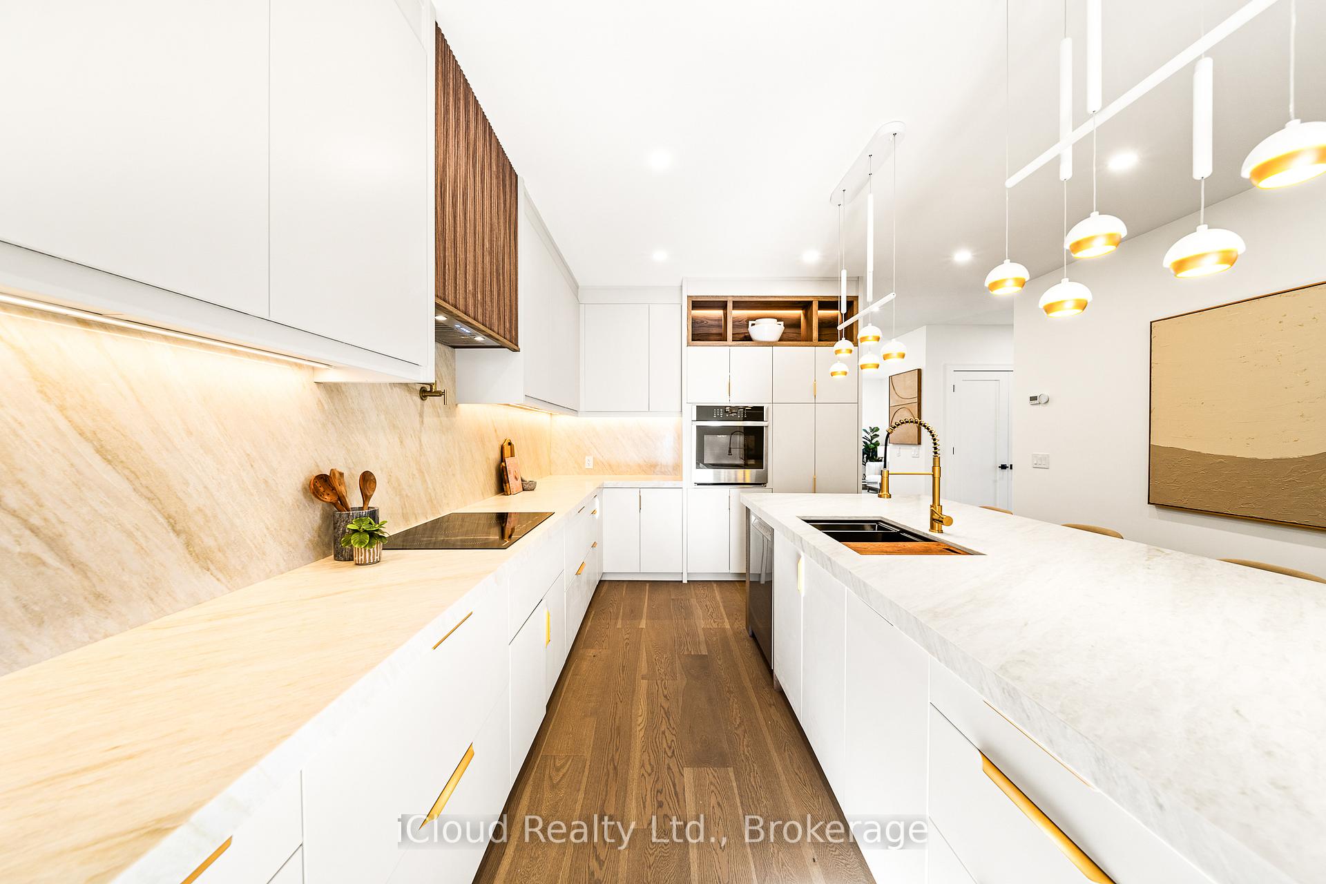 Photo 9 of 1140 Ogden Avenue, Mississauga, Lakeview — HOMEH