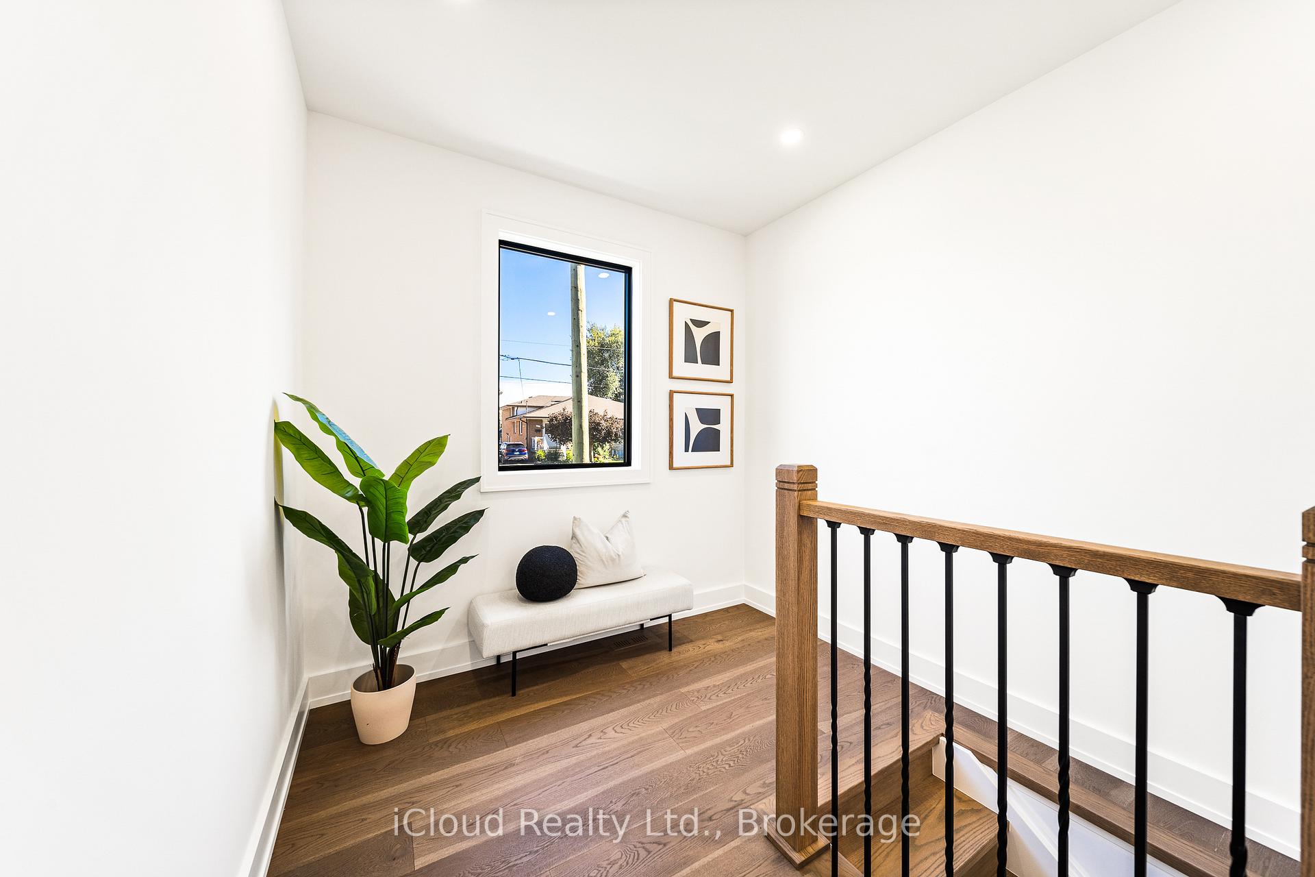 Photo 14 of 1140 Ogden Avenue, Mississauga, Lakeview — HOMEH