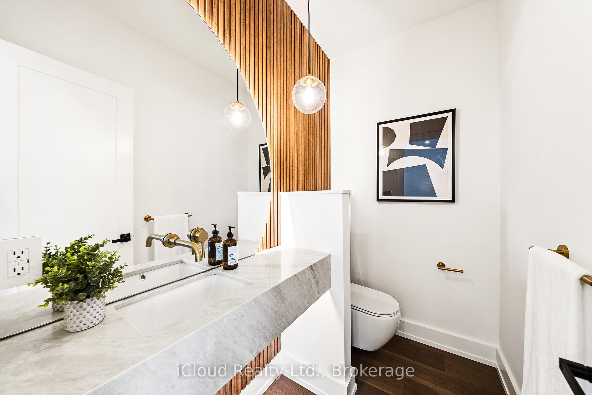 Photo 18 of 1140 Ogden Avenue, Mississauga, Lakeview — HOMEH