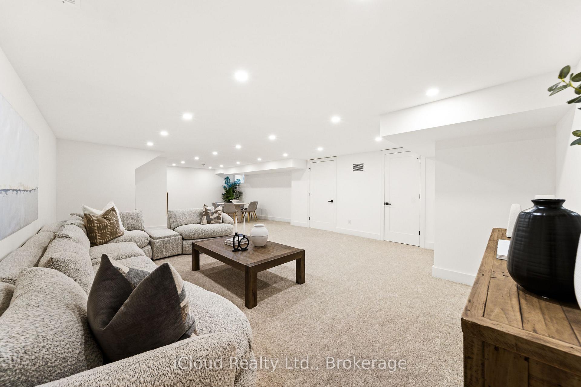Photo 37 of 1140 Ogden Avenue, Mississauga, Lakeview — HOMEH