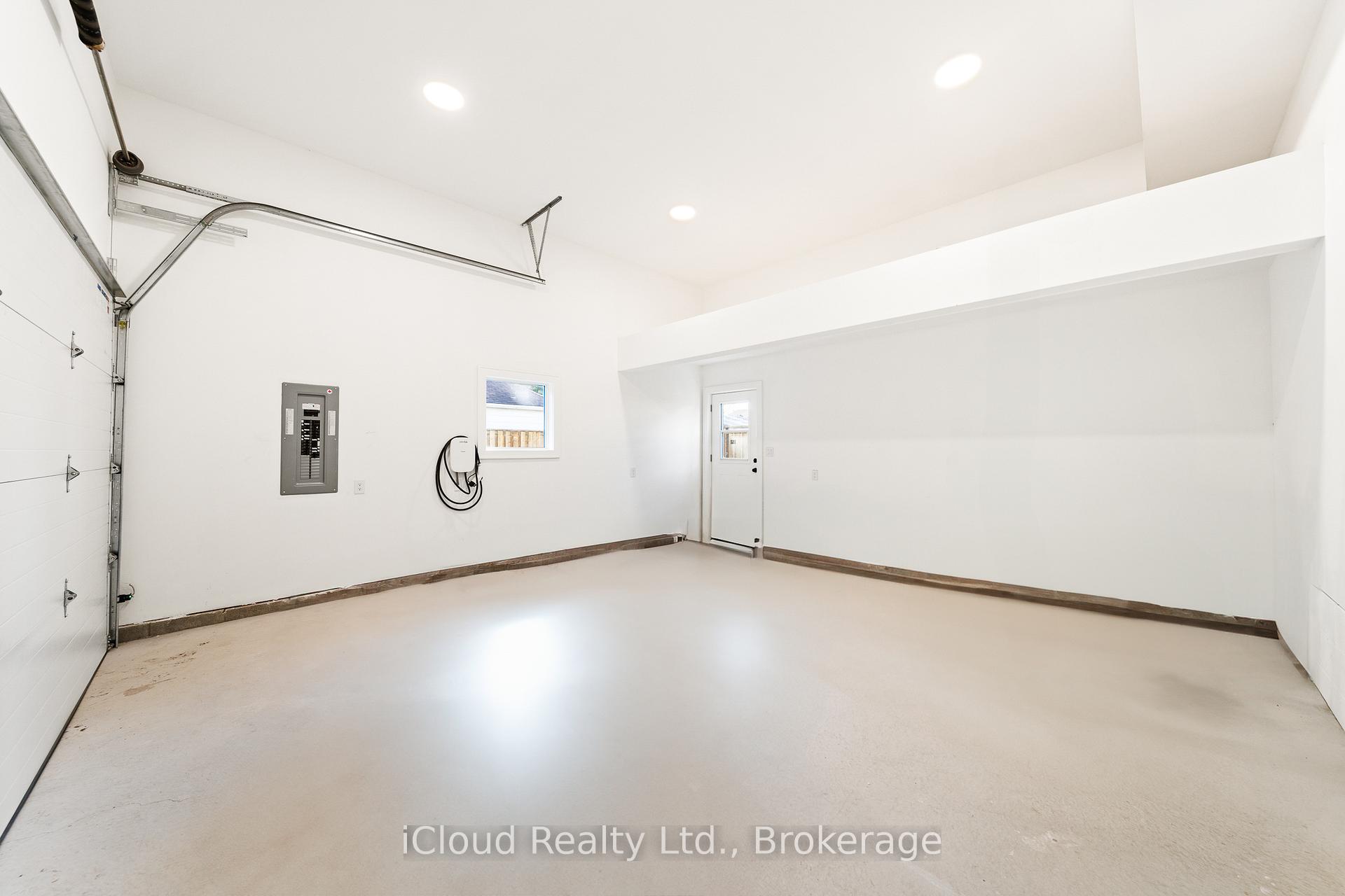 Photo 41 of 1140 Ogden Avenue, Mississauga, Lakeview — HOMEH