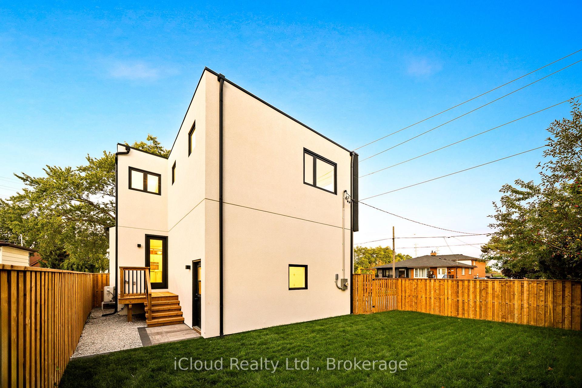 Photo 42 of 1140 Ogden Avenue, Mississauga, Lakeview — HOMEH