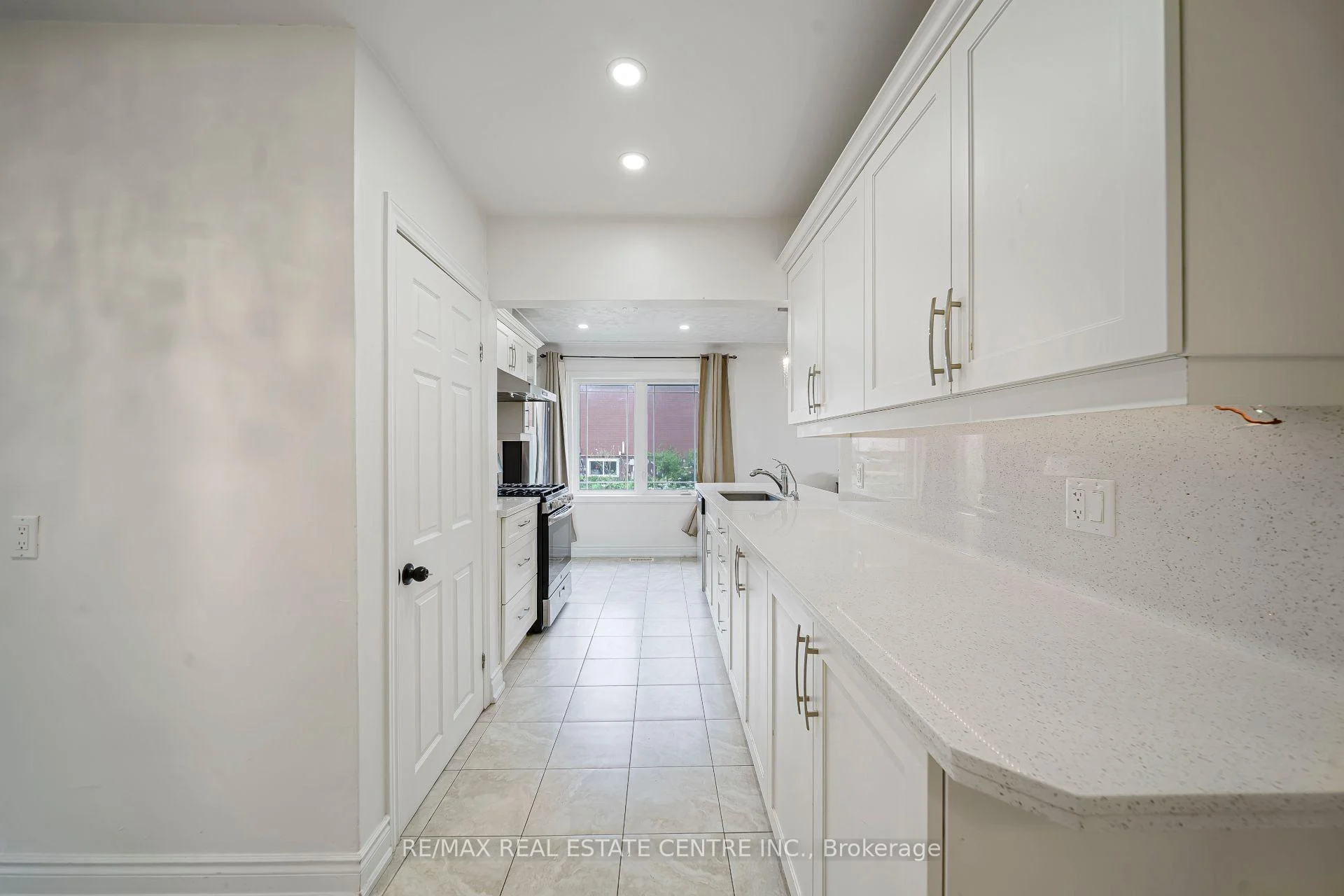 Photo 28 of 1374 5th Concession Road W, Hamilton, Rural Flamborough — HOMEH