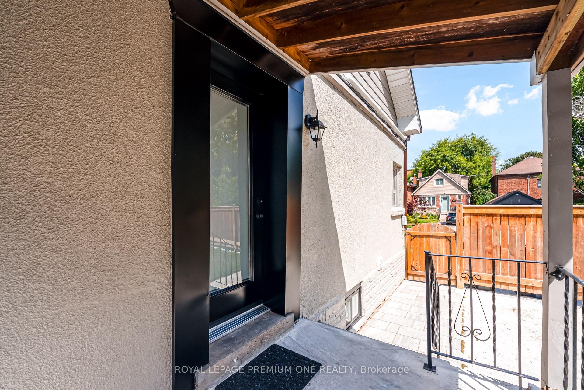 Photo 5 of Unit 2, 79 Twenty Fifth Street, Etobicoke, Long Branch — HOMEH