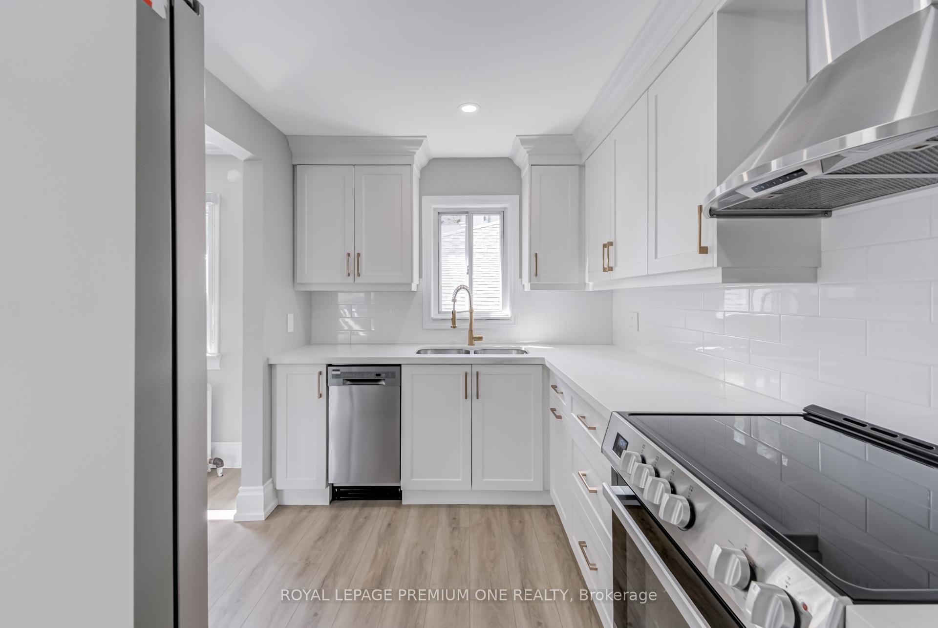 Photo 8 of Unit 2, 79 Twenty Fifth Street, Etobicoke, Long Branch — HOMEH