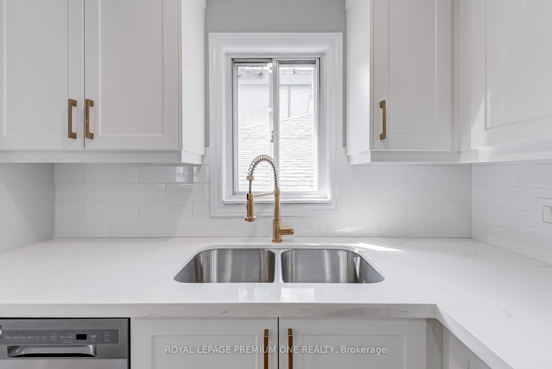 Photo 13 of Unit 2, 79 Twenty Fifth Street, Etobicoke, Long Branch — HOMEH