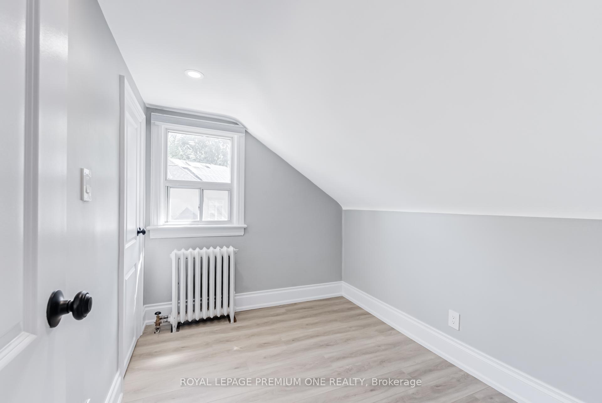 Photo 21 of Unit 2, 79 Twenty Fifth Street, Etobicoke, Long Branch — HOMEH