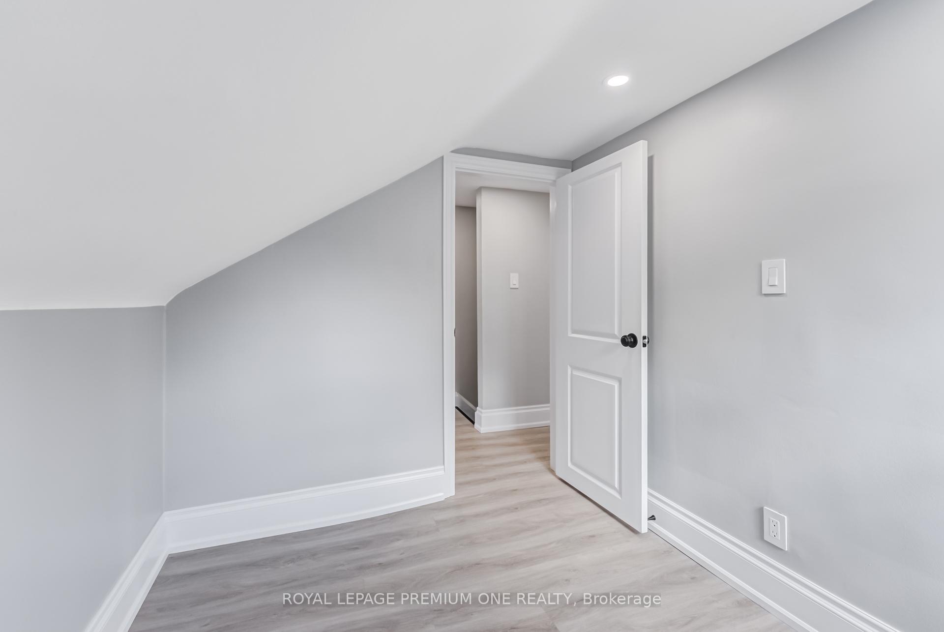 Photo 22 of Unit 2, 79 Twenty Fifth Street, Etobicoke, Long Branch — HOMEH