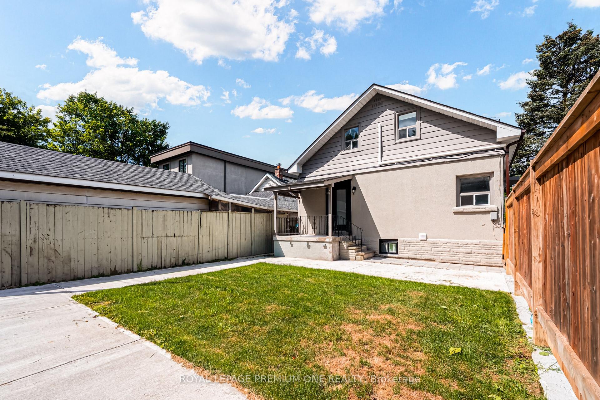 Photo 26 of Unit 2, 79 Twenty Fifth Street, Etobicoke, Long Branch — HOMEH