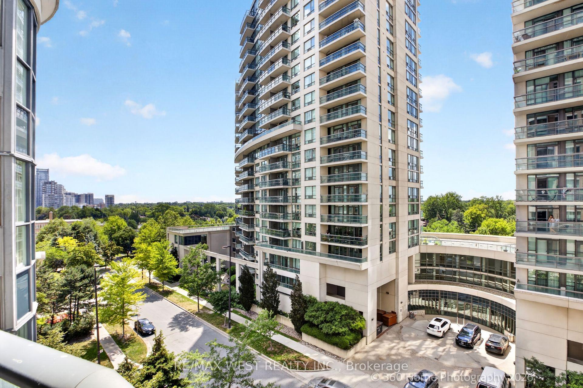 Photo 2 of Unit 706, 7 Lorraine Drive, North York, Willowdale West — HOMEH