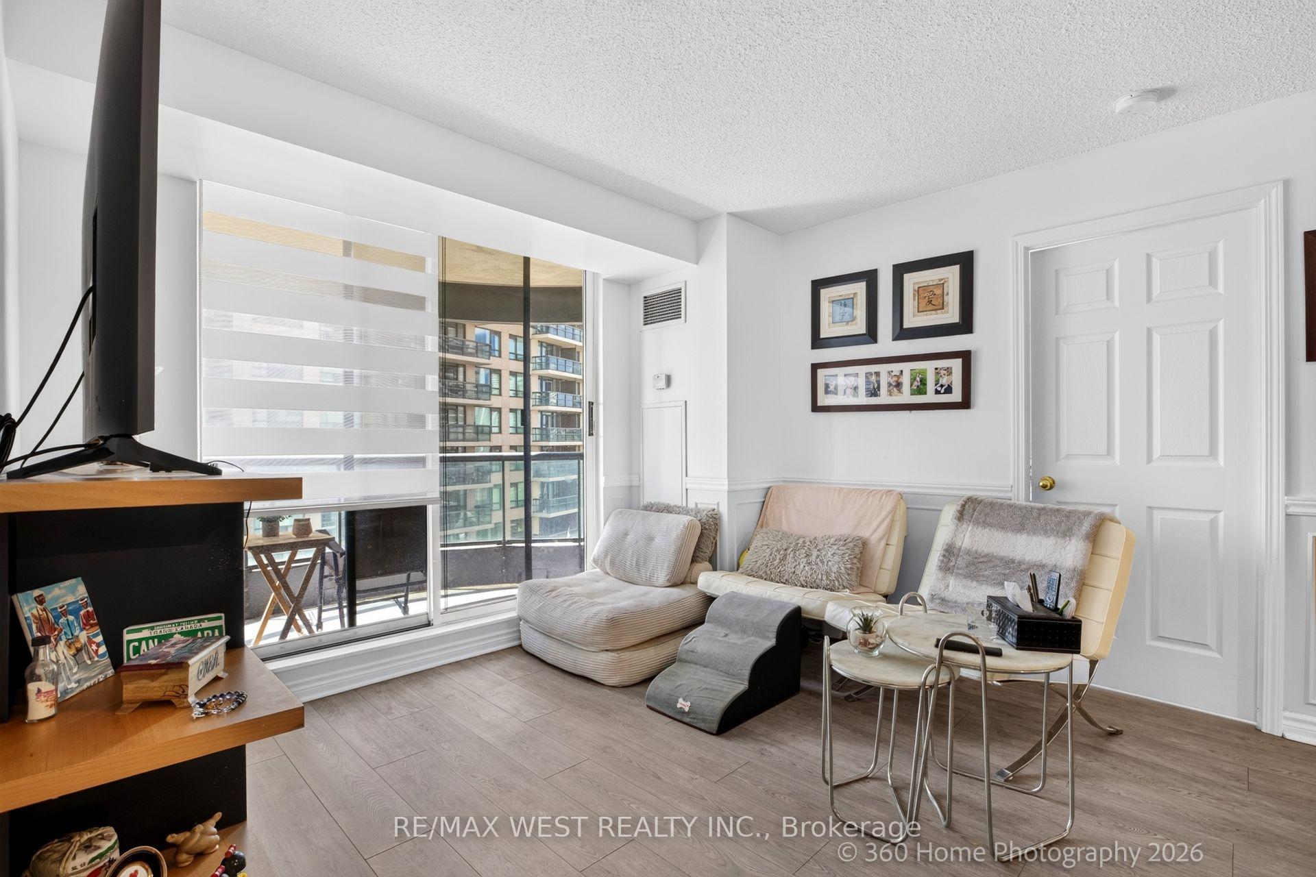 Photo 15 of Unit 706, 7 Lorraine Drive, North York, Willowdale West — HOMEH