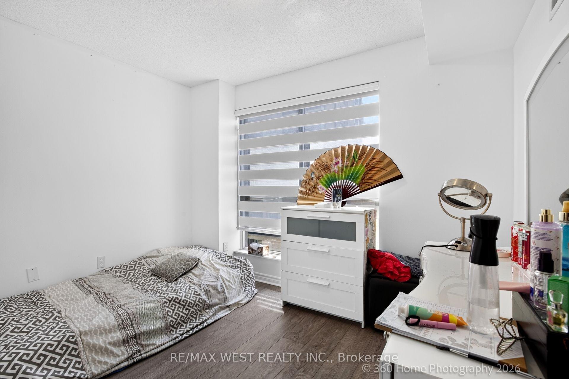 Photo 21 of Unit 706, 7 Lorraine Drive, North York, Willowdale West — HOMEH