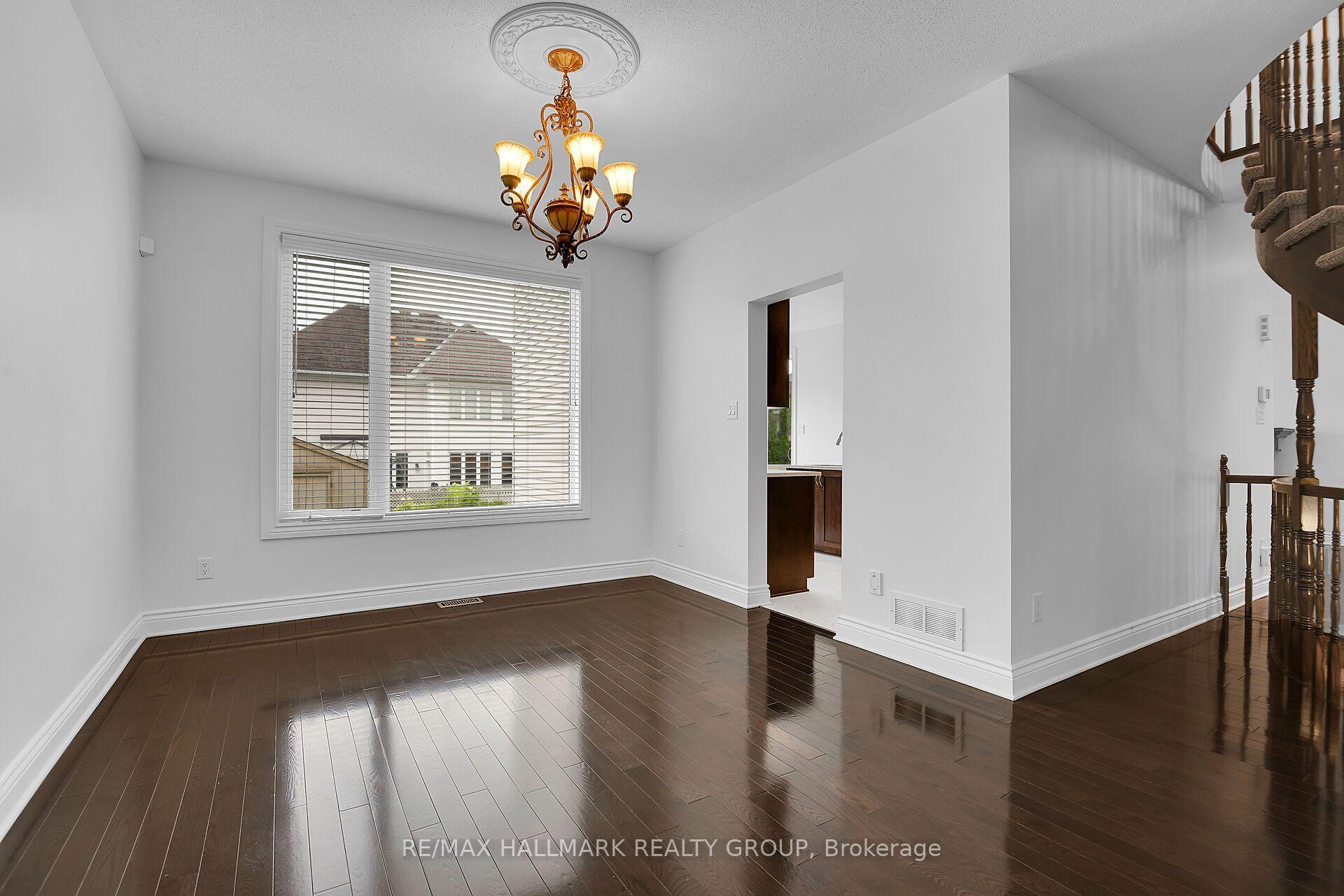 Photo 14 of 155 Whernside Terrace, Ottawa, Kanata - Morgan's Grant/South March — HOMEH