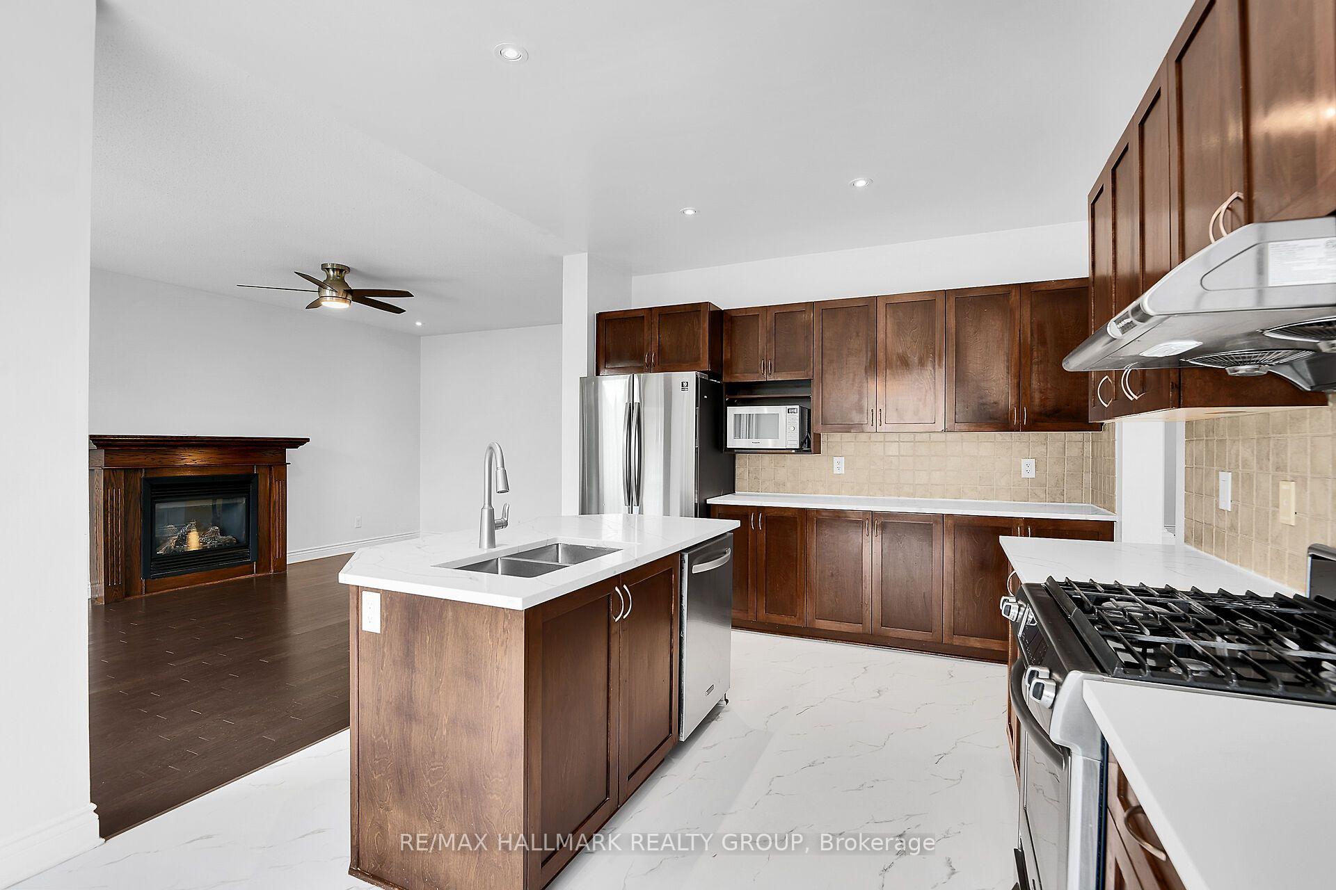 Photo 19 of 155 Whernside Terrace, Ottawa, Kanata - Morgan's Grant/South March — HOMEH
