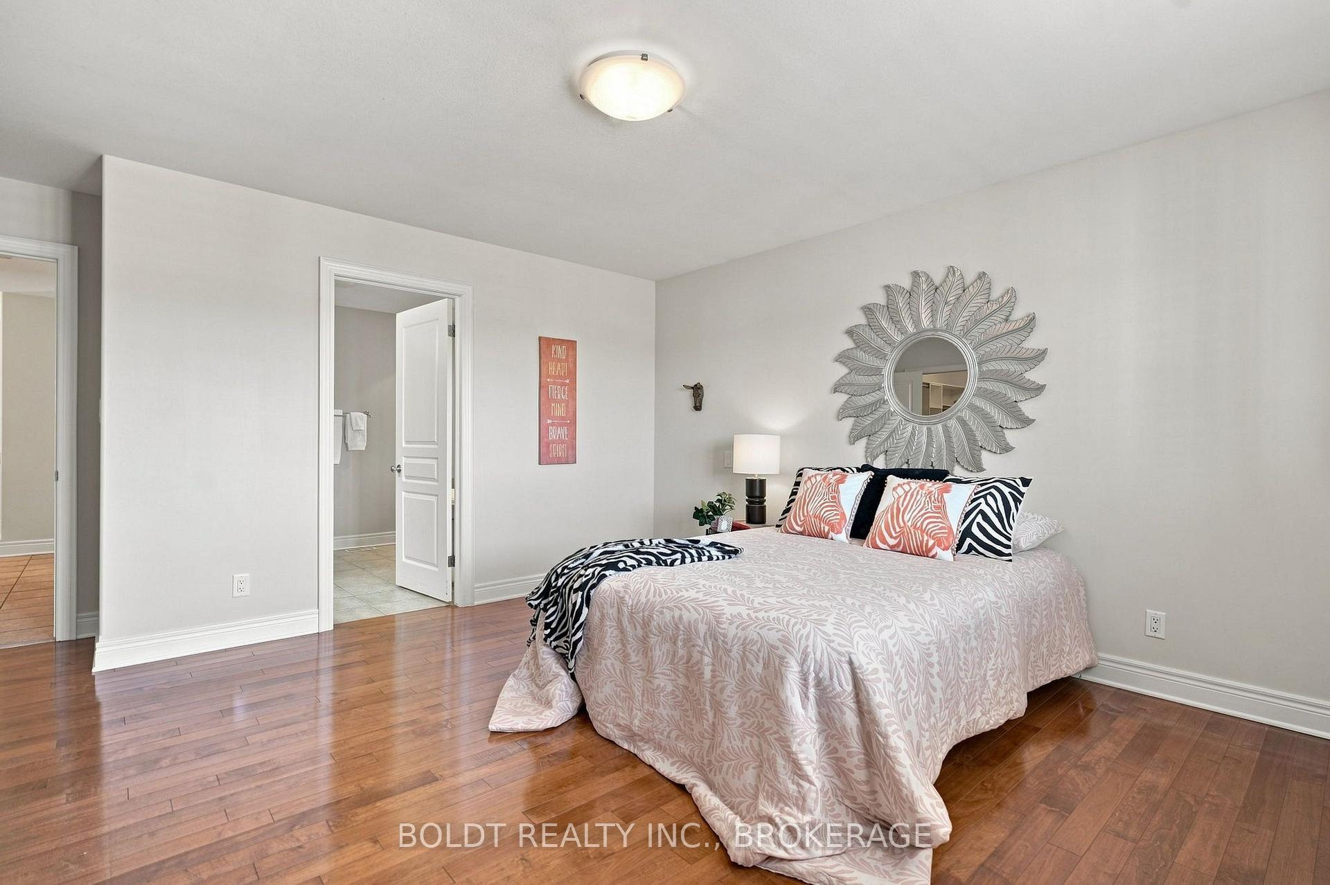 Photo 33 of 9 Nicholas Drive, St. Catharines, Rykert/Vansickle — HOMEH