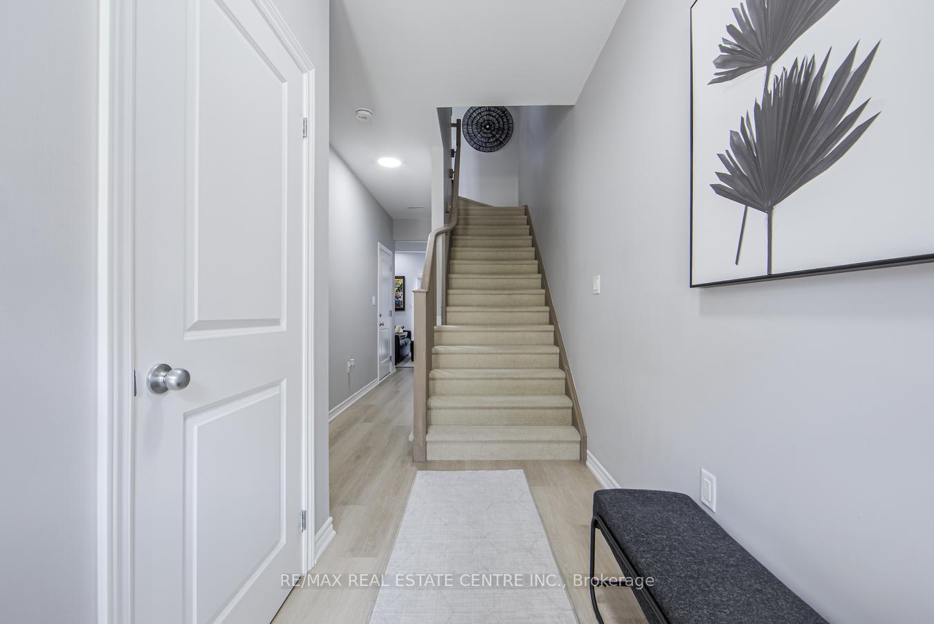 Photo 4 of 52 Sentinel Lane, Hamilton, Mountview — HOMEH