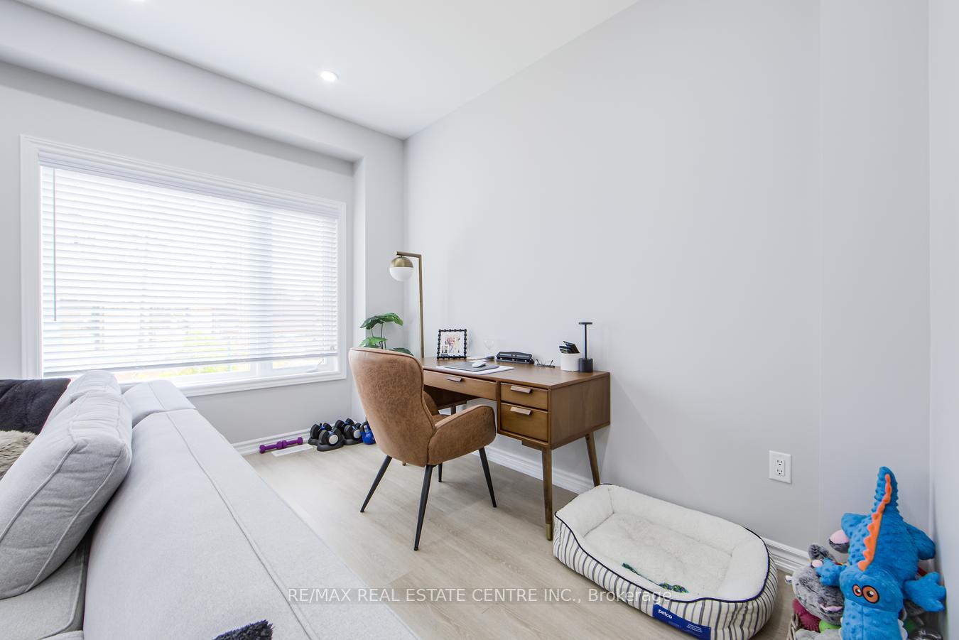 Photo 11 of 52 Sentinel Lane, Hamilton, Mountview — HOMEH
