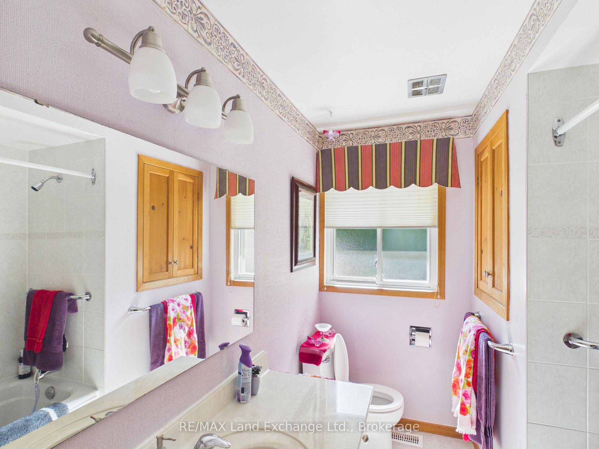 Photo 9 of 37 Albert Road, Kincardine — HOMEH