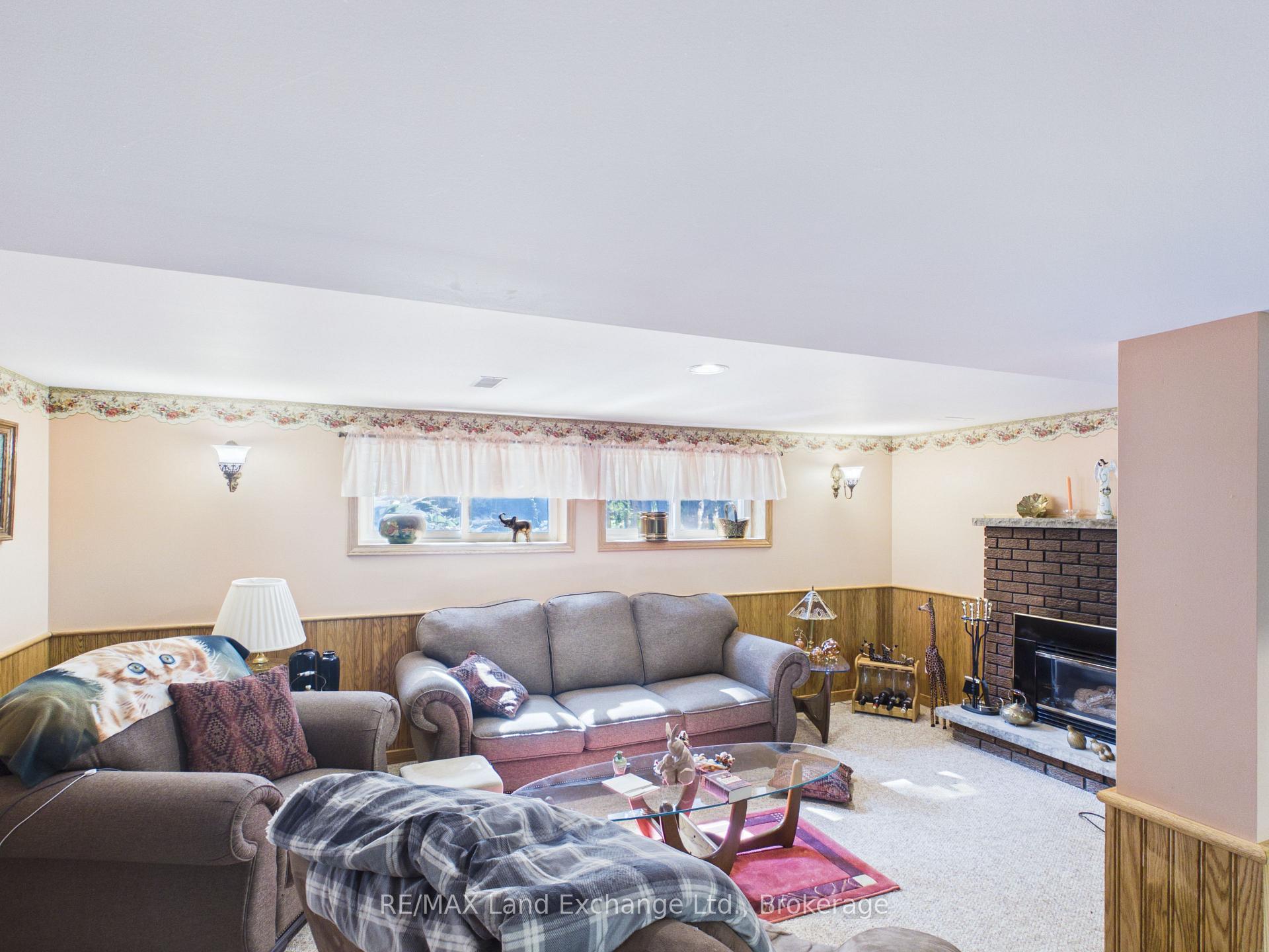 Photo 11 of 37 Albert Road, Kincardine — HOMEH