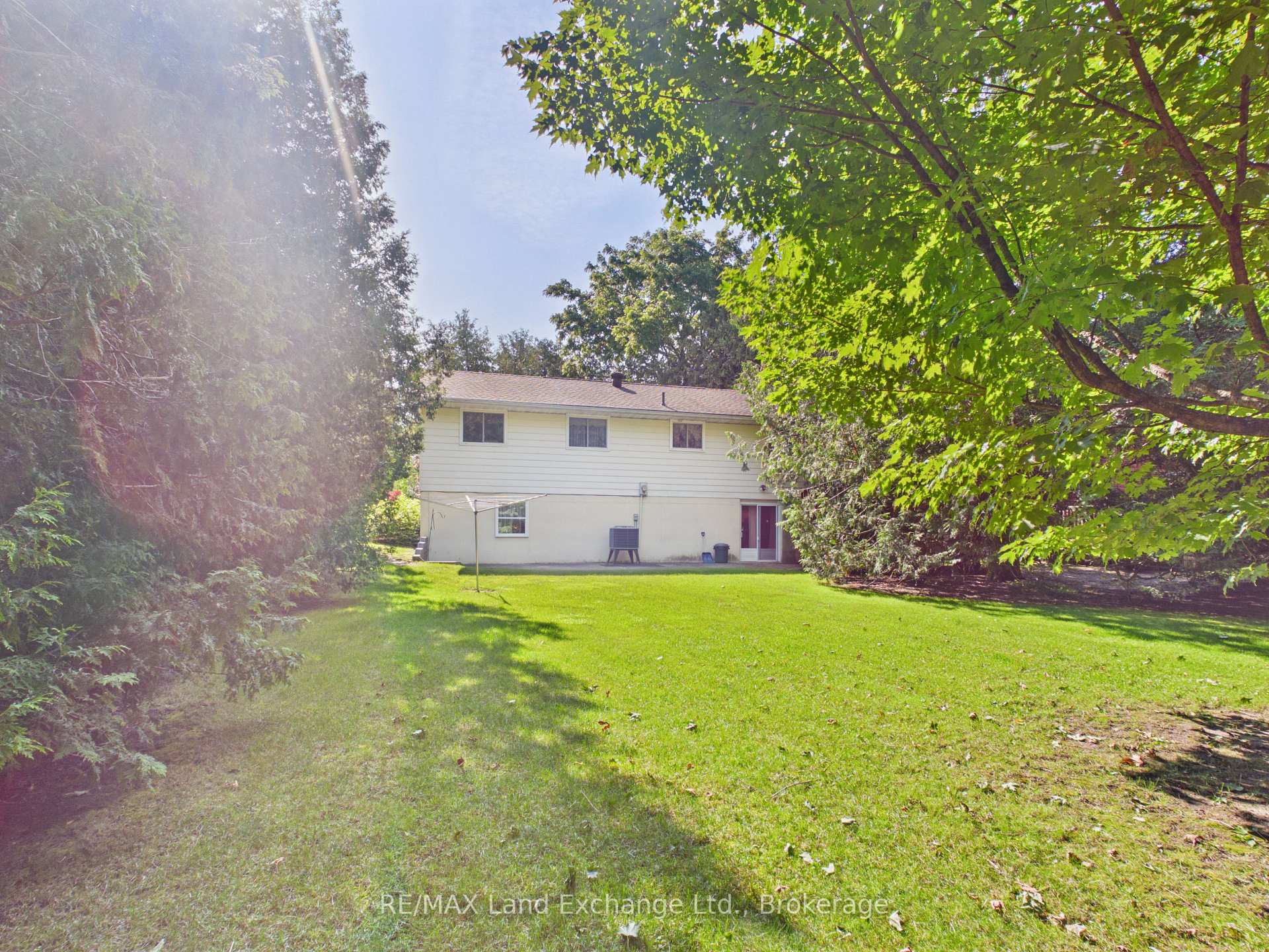Photo 18 of 37 Albert Road, Kincardine — HOMEH